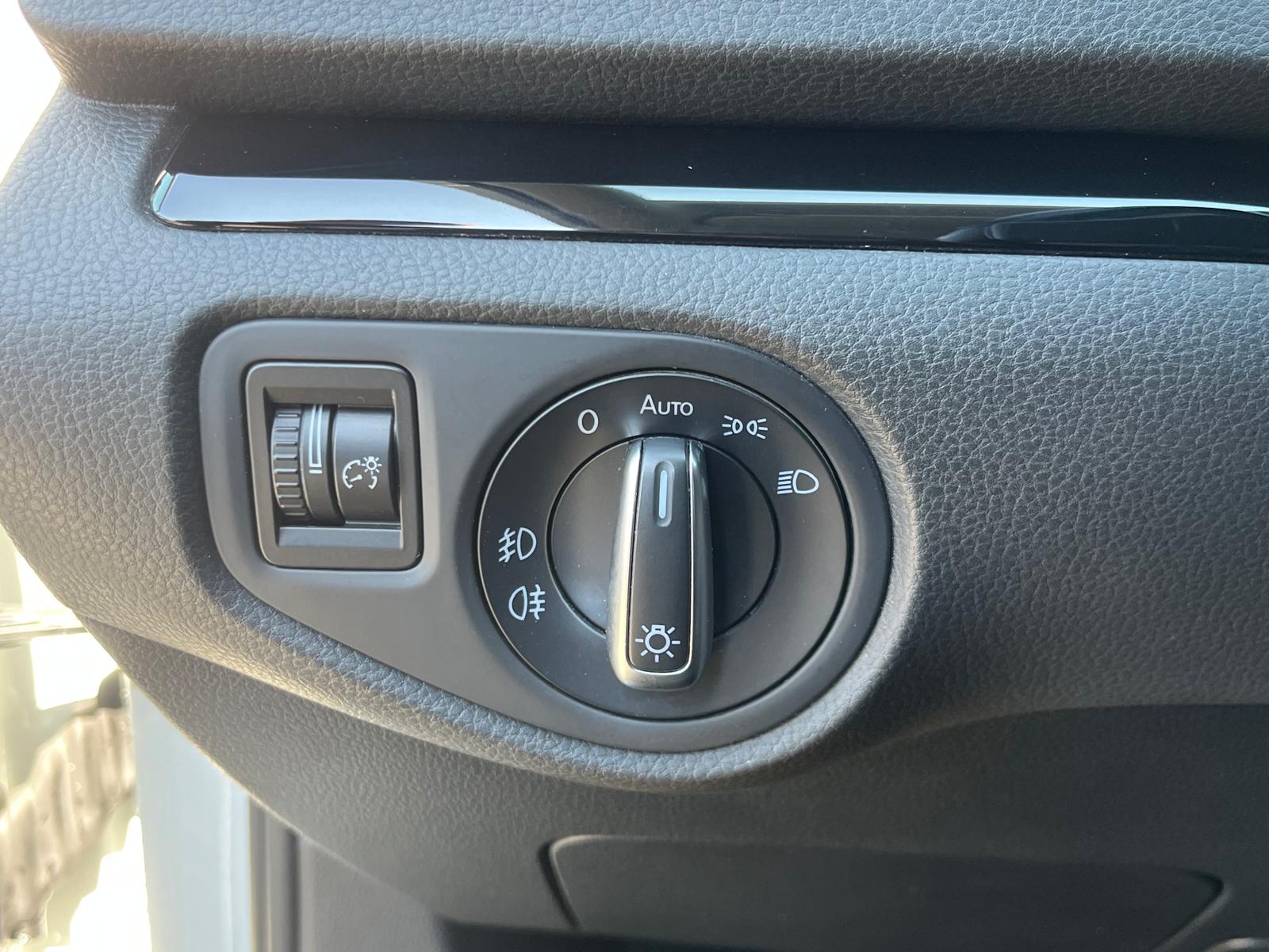SEAT Alhambra 2.0 TDI Hola FR DSG-image-10