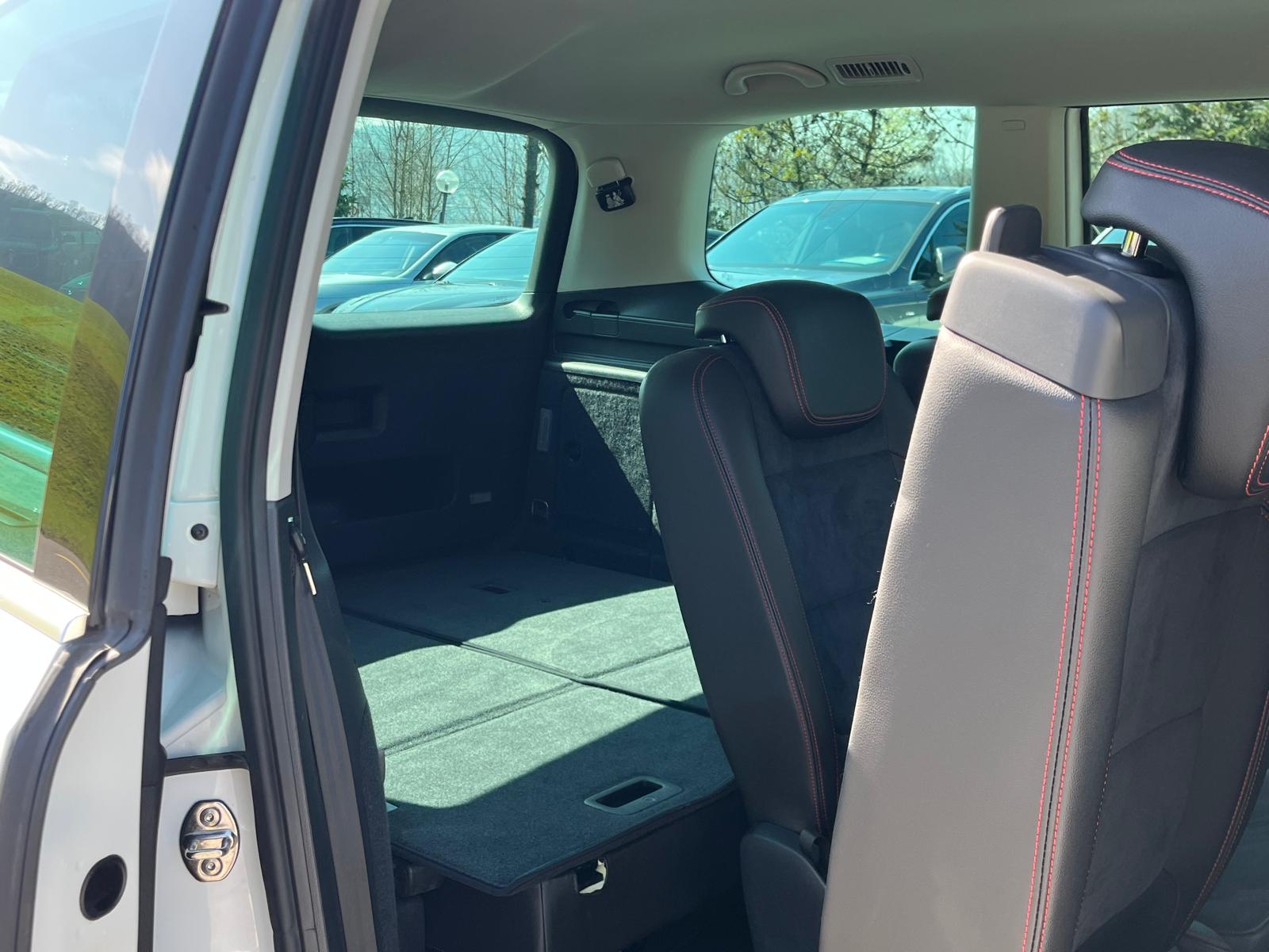 SEAT Alhambra 2.0 TDI Hola FR DSG-image-16