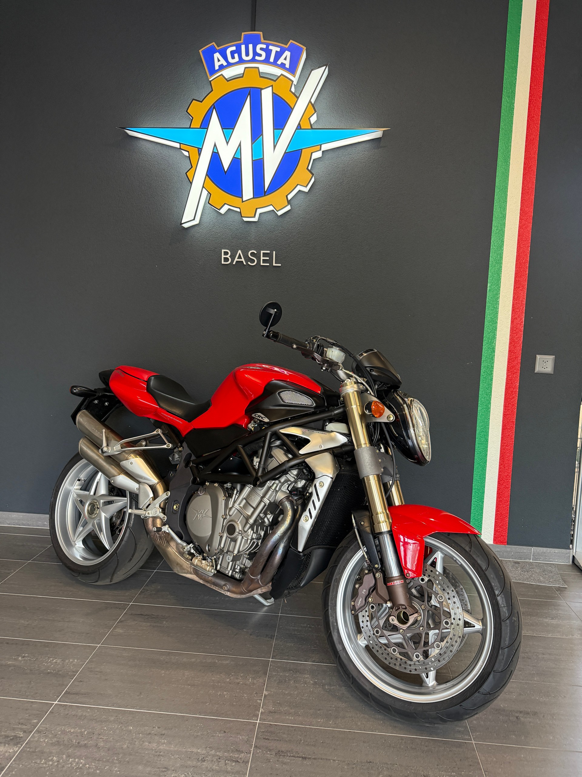MV AGUSTA B4 Brutale 910-image-0