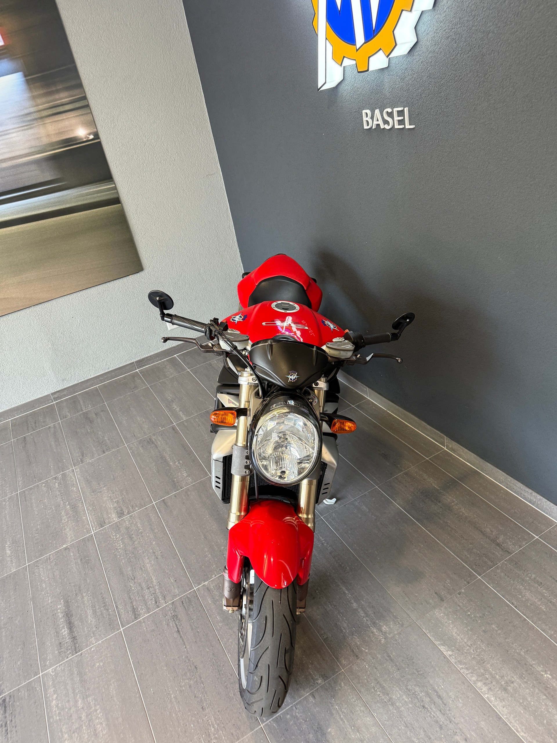 MV AGUSTA B4 Brutale 910-image-8
