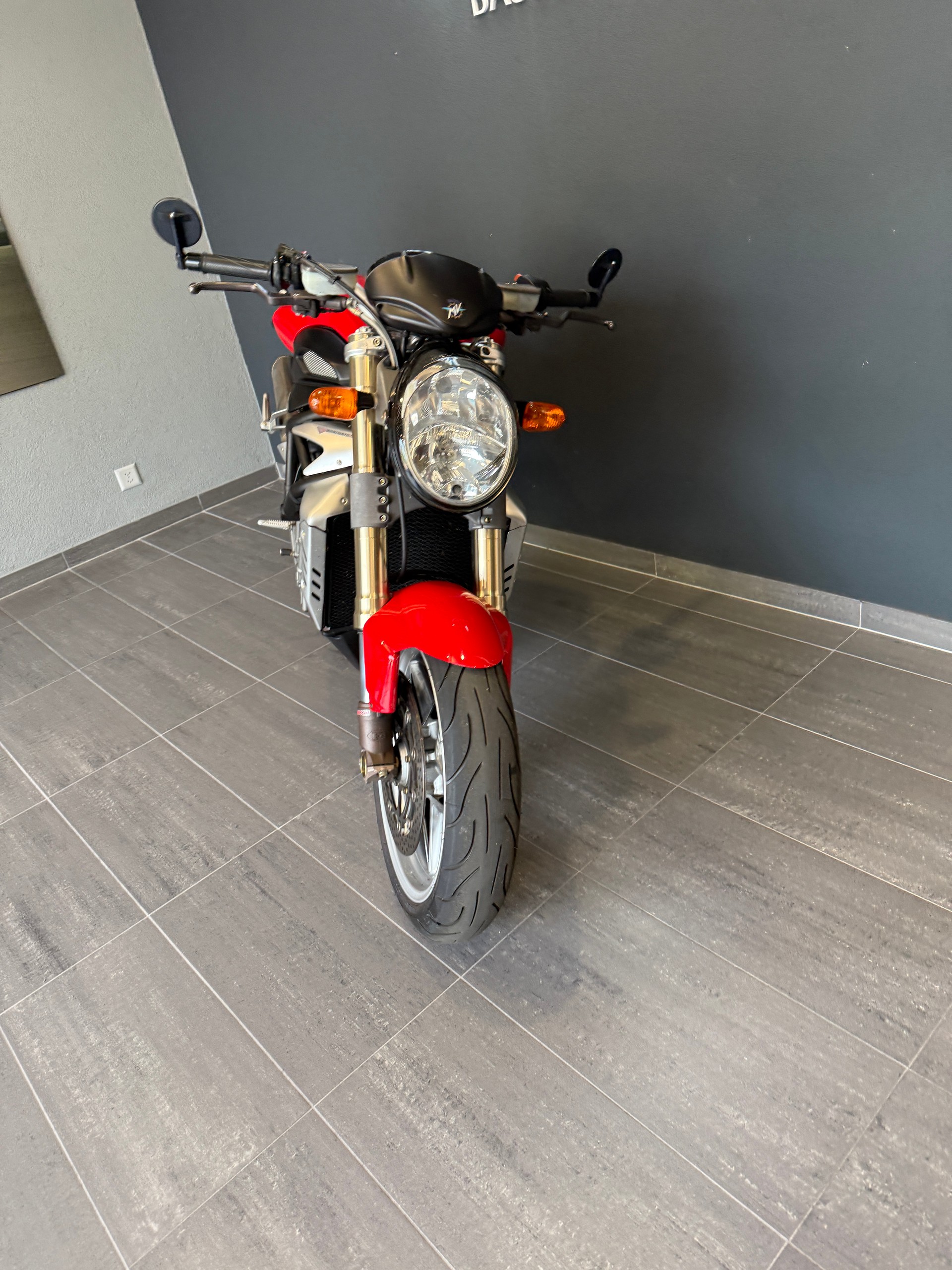 MV AGUSTA B4 Brutale 910-image-7