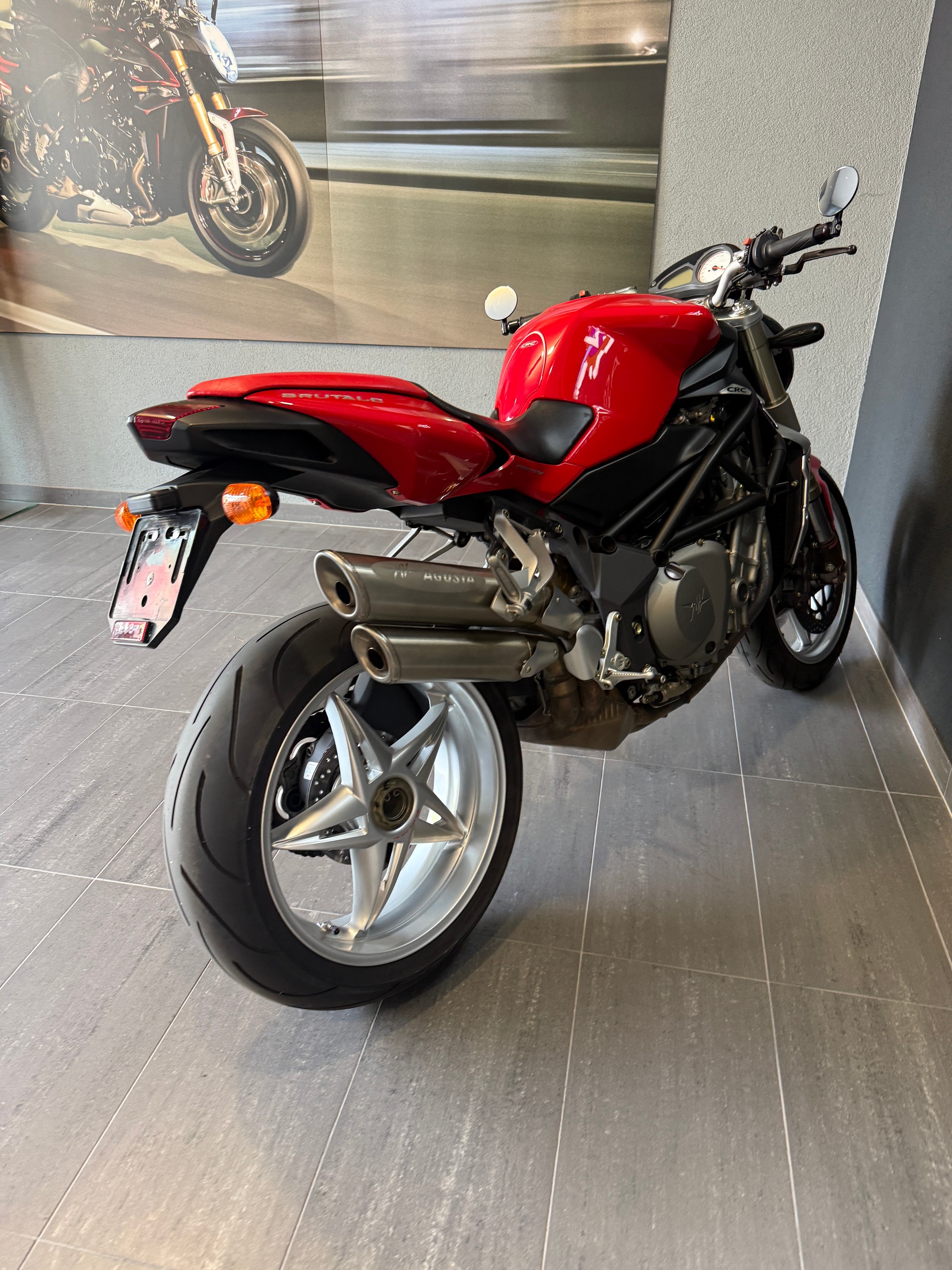 MV AGUSTA B4 Brutale 910-image-15
