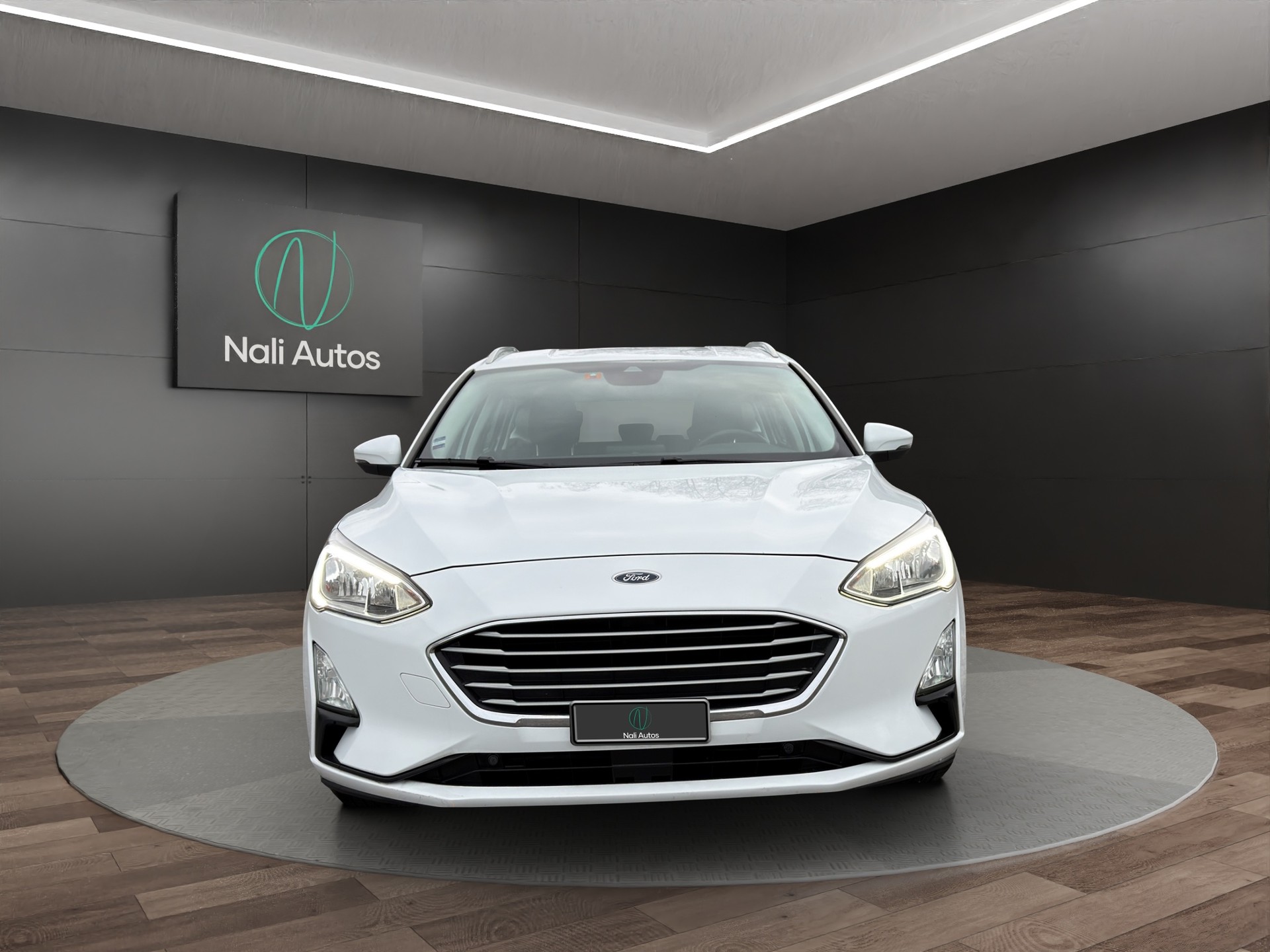 FORD Focus 1.5 TDCi Active-showroom-element-1