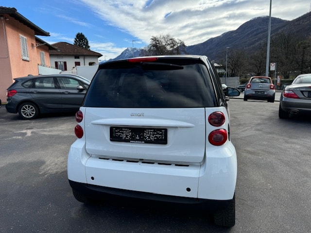 SMART fortwo limited three mhd softouch-image-4