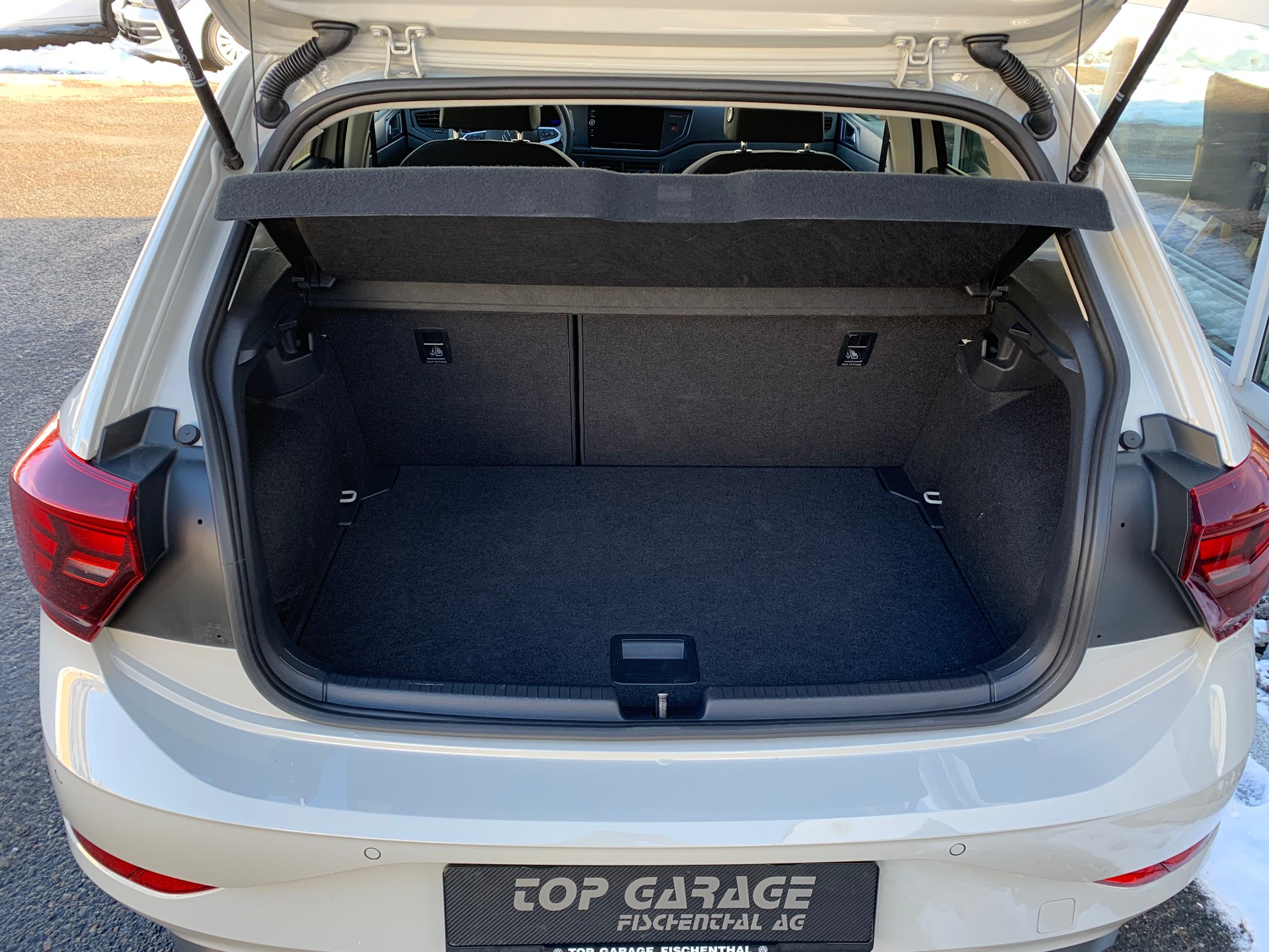 VW Polo 1.0 TSI Basis-image-16