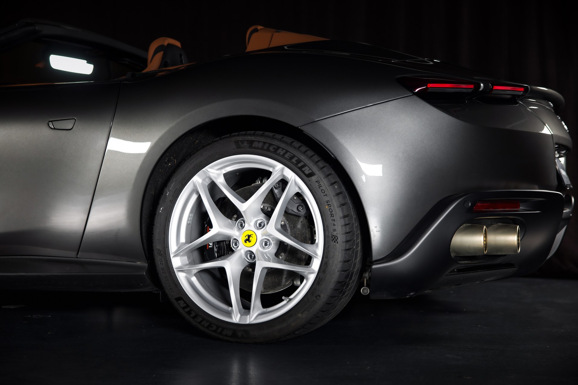 FERRARI Roma Spider 3.9 V8 T-image-11