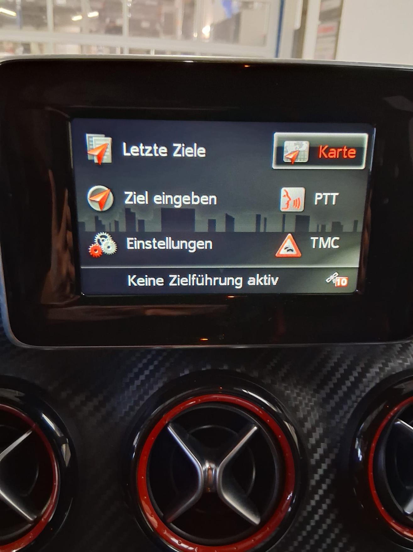 MERCEDES-BENZ A 45 4x4 AMG 4m-image-17