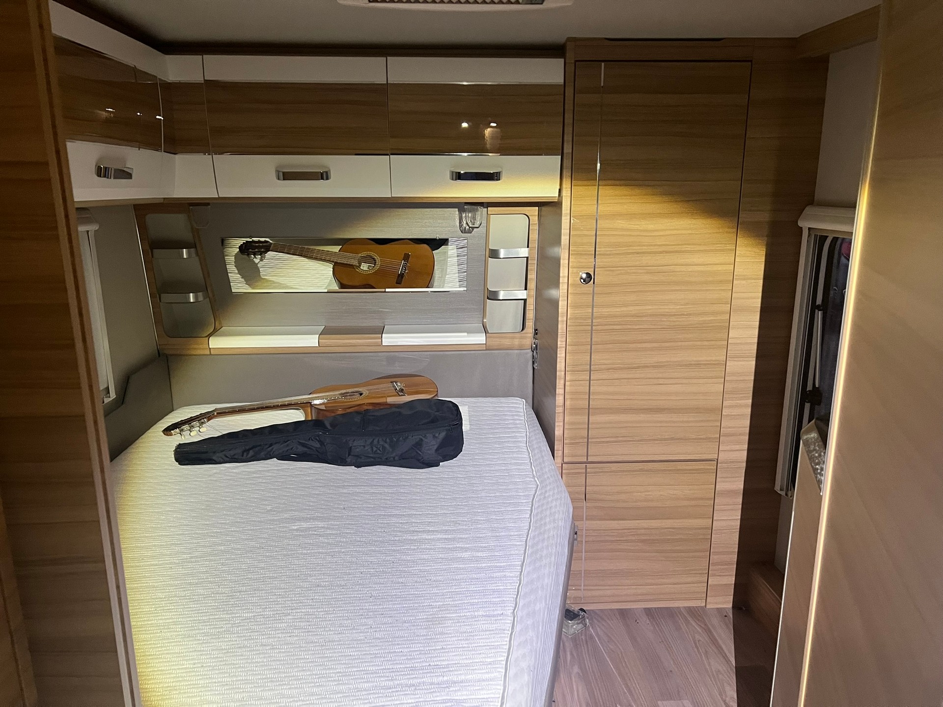 TABBERT W26 Bellini-showroom-element-3