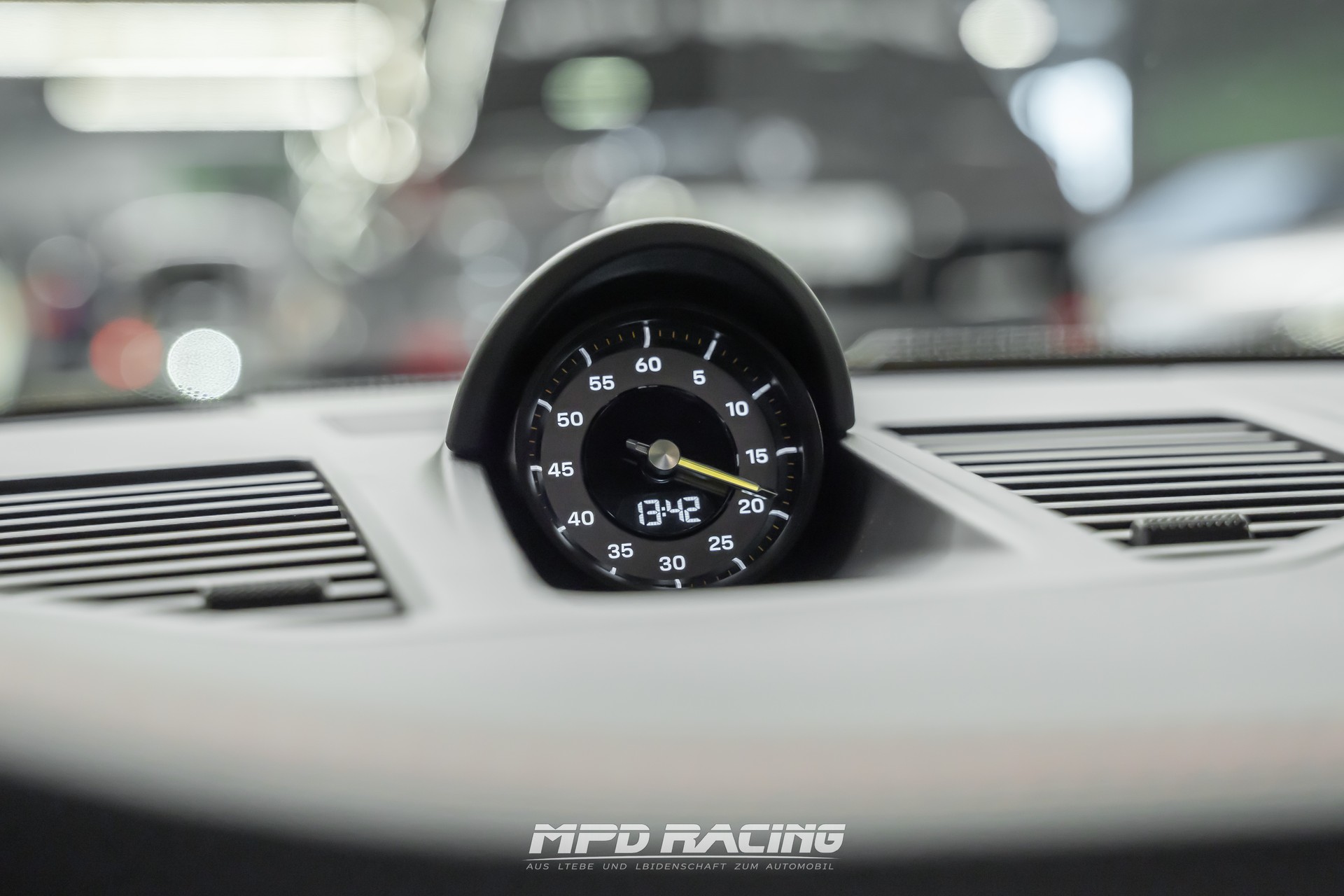 PORSCHE 911 GT3 PDK Clubsport Leichtbau-image-13