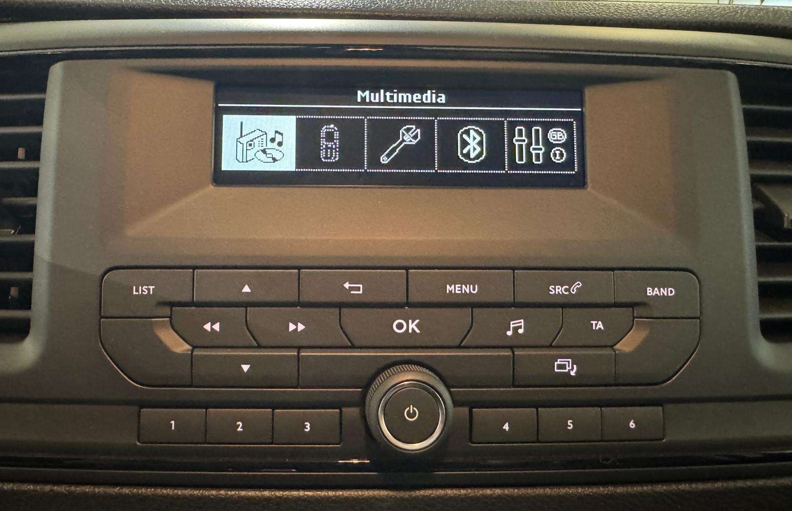 PEUGEOT e-Expert Kaw. Standard 50 kWh-image-17