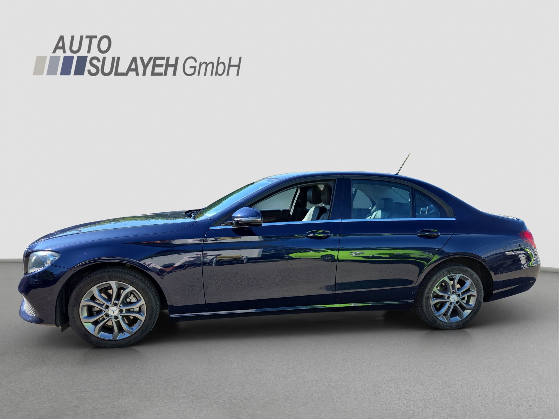 MERCEDES-BENZ E200 D 9G TRONIC-image-6