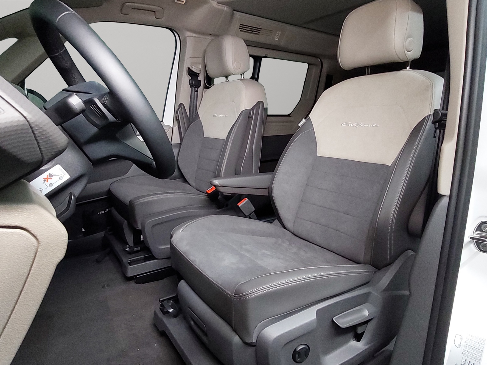 VW California Beach Liberty TDI 150PS-image-5