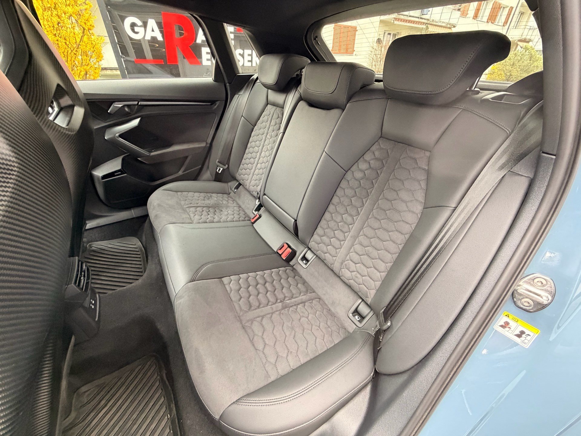 AUDI RS3 Sportback 2.5 400 PS TFSI QUATTRO *** KEMORAGRAU & KERAMIK BREMSEN ***-image-21