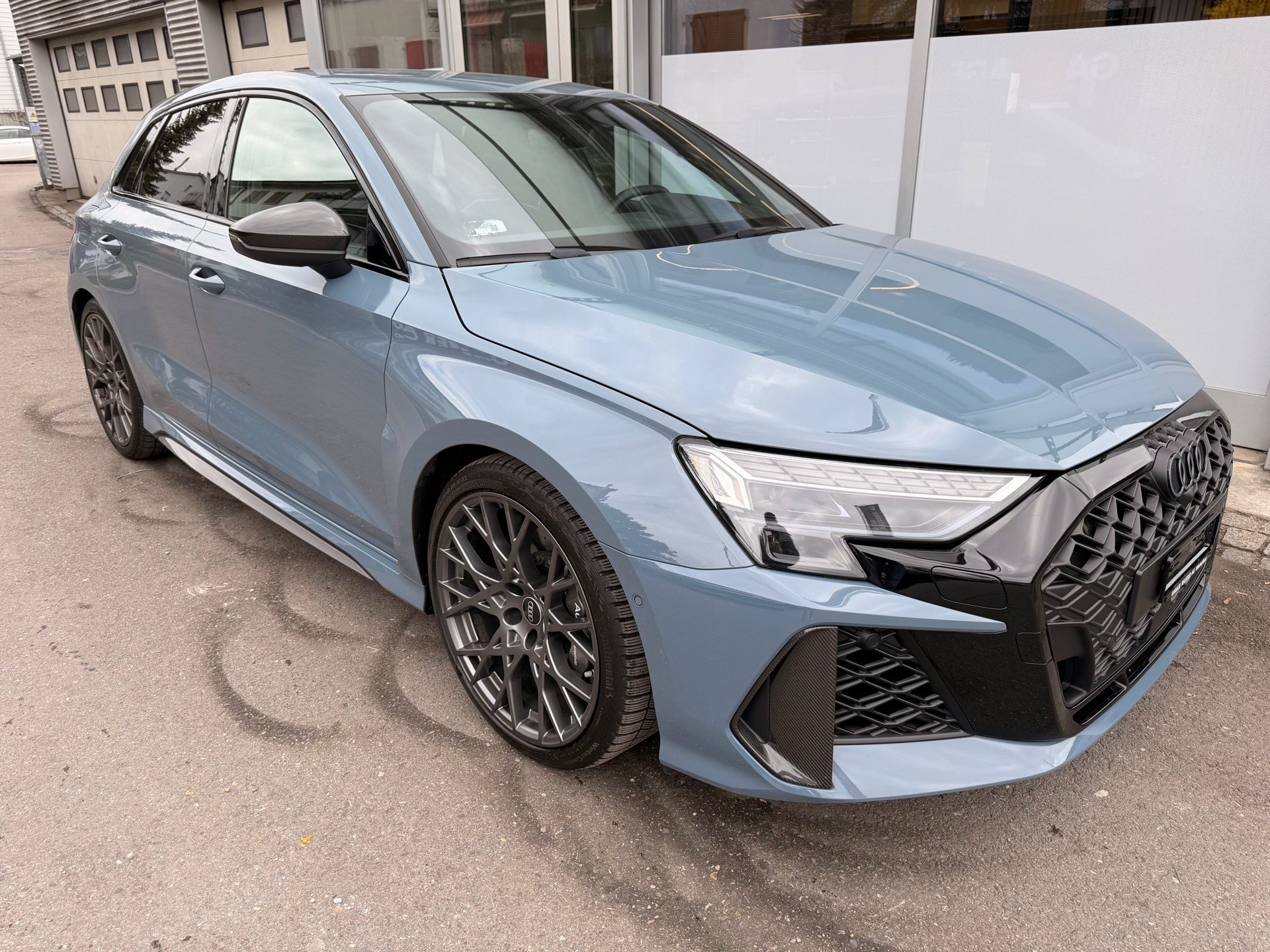 AUDI RS3 Sportback 2.5 400 PS TFSI QUATTRO *** KEMORAGRAU & KERAMIK BREMSEN ***-showroom-element-2