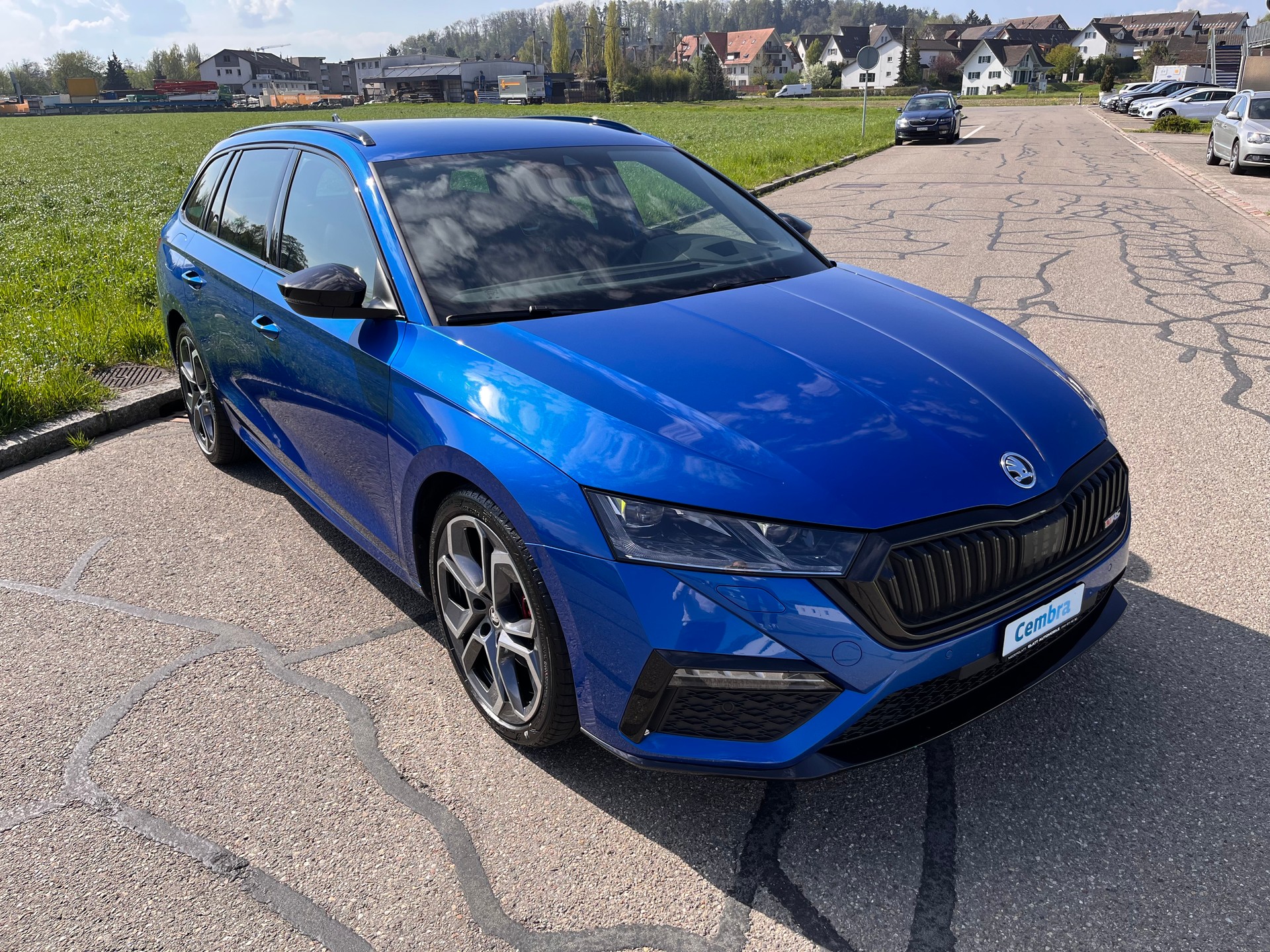 SKODA Octavia Combi 2.0 TDI RS 4x4 DSG * mySKODA PACK RS - SUPERSPORT LENKRAD BEHEIZT *-image-9