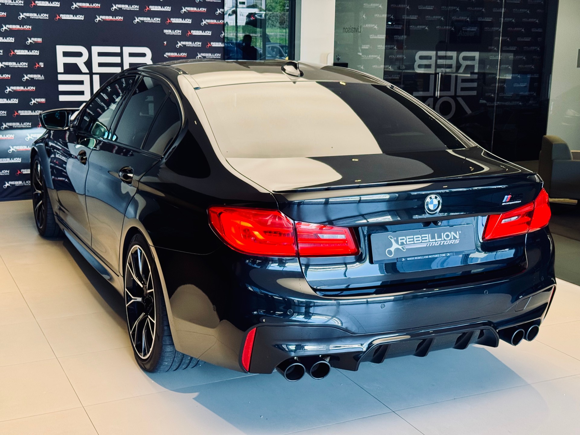 BMW M5 xDrive Competition Drivelogic-image-5