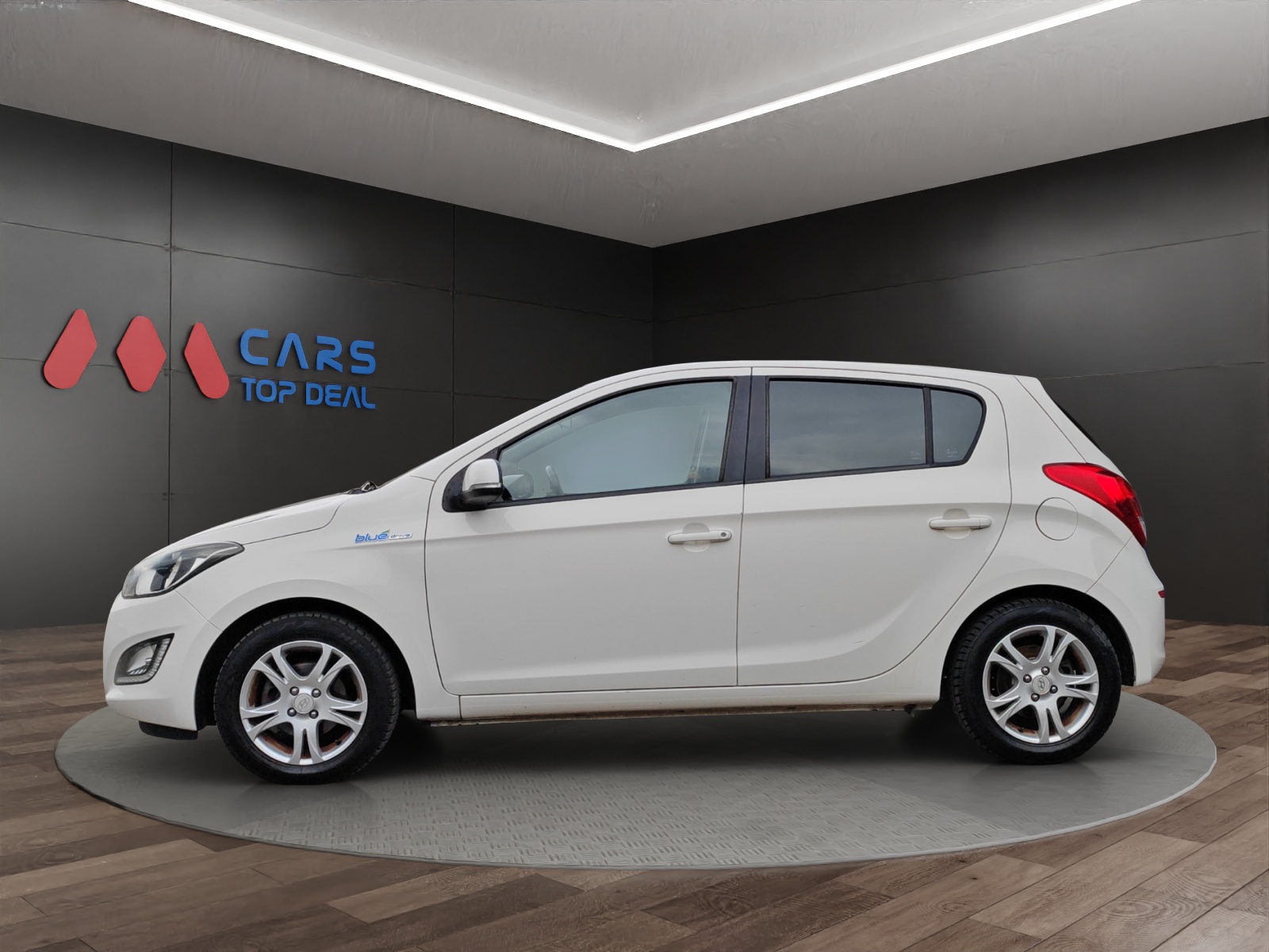 HYUNDAI i20 1.4 Style [Expertise du jour + Garantie 12 mois + Service & Immat. Offerts]-showroom-element-2