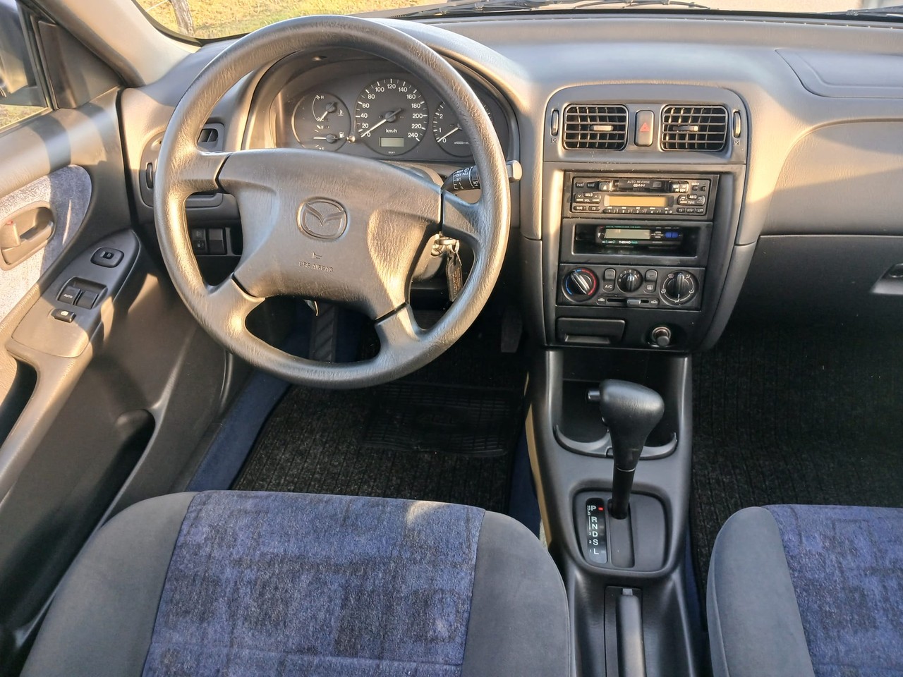 MAZDA 2.0 16 V-image-8