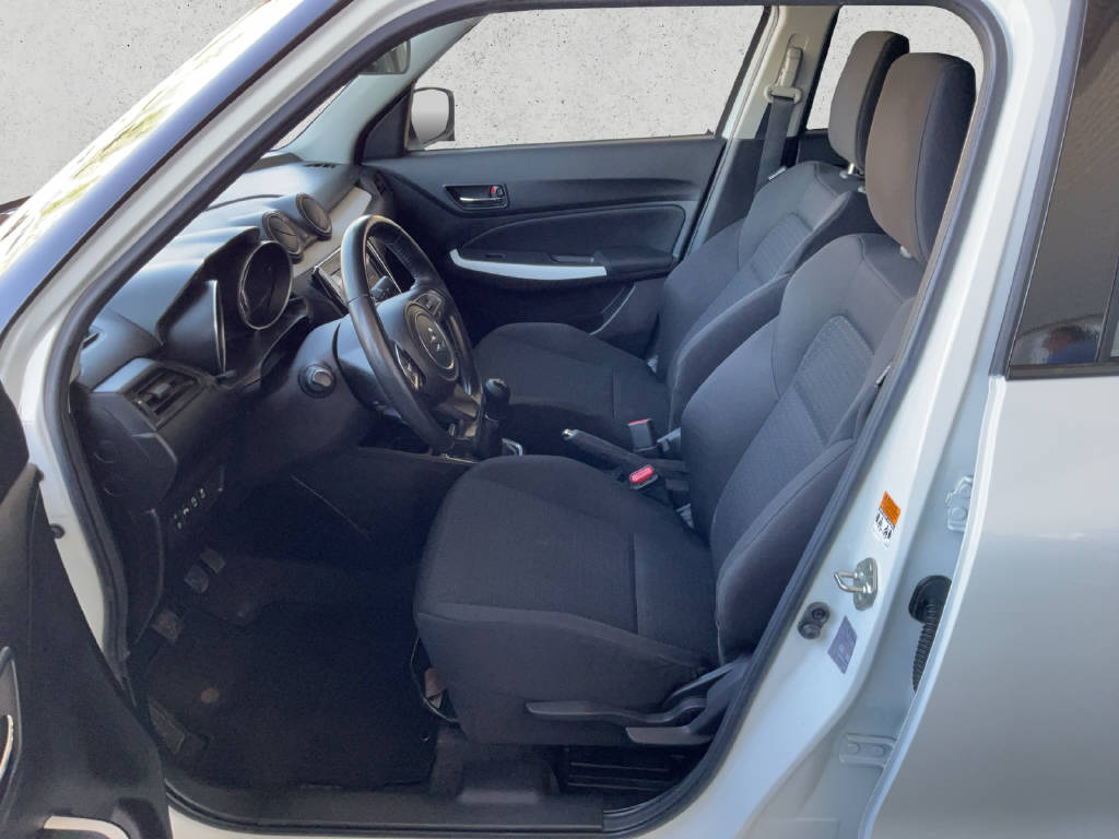 SUZUKI Swift 1.2 Compact+ Hybrid-image-11