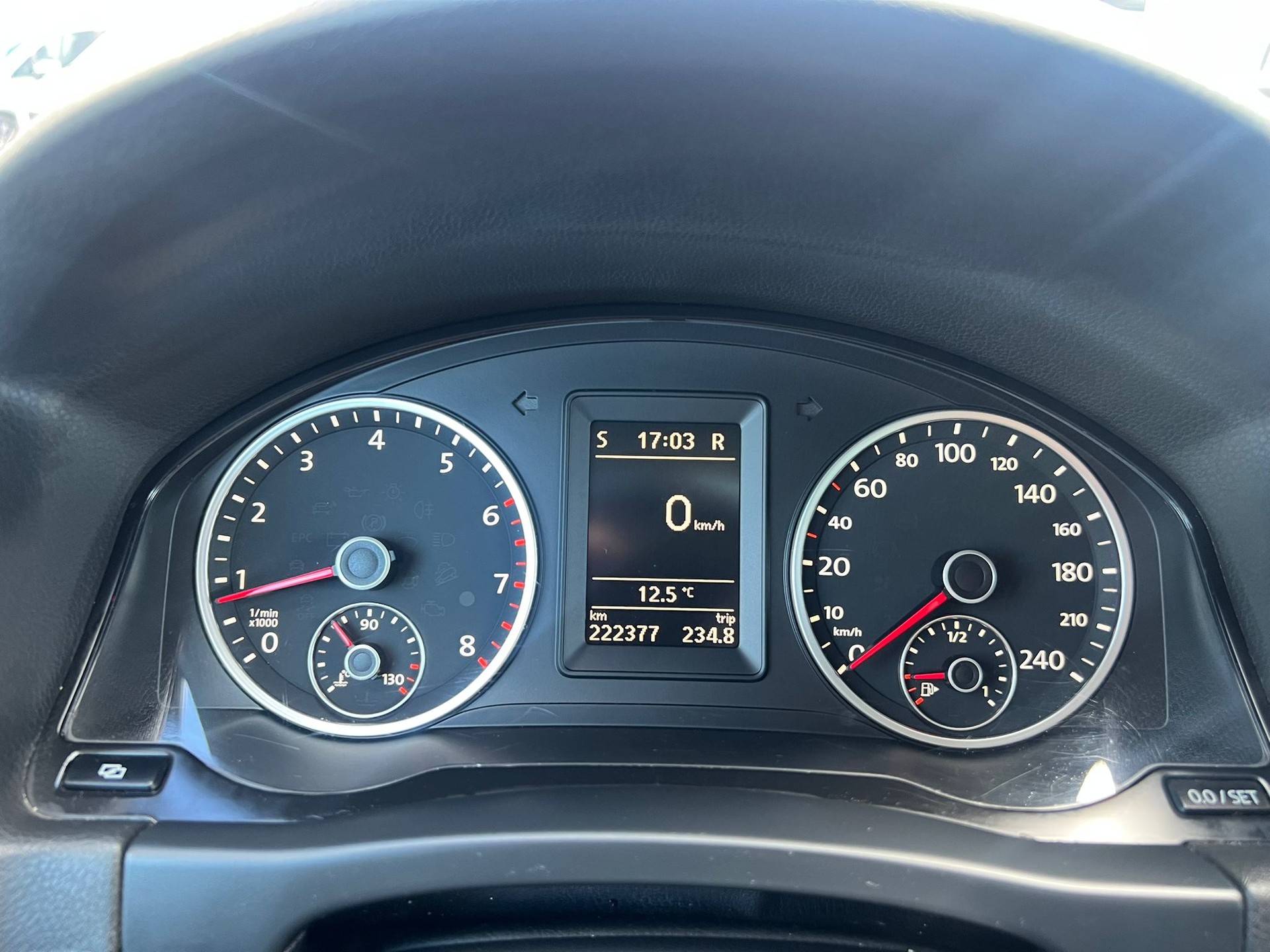 VW Tiguan 2.0 TSI Team DSG-image-11