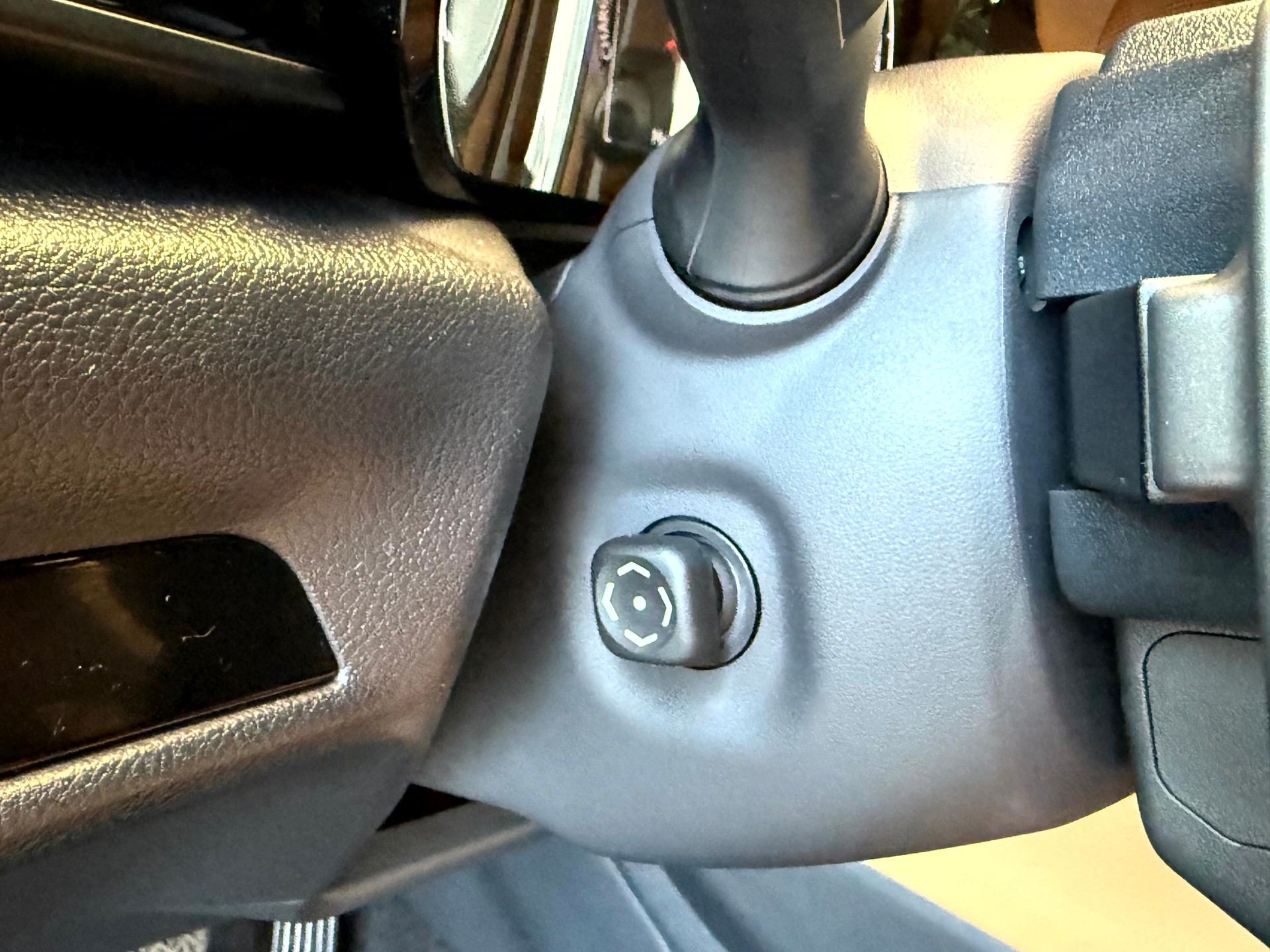 LEXUS NX 450h+ E-FOUR Comfort-image-18