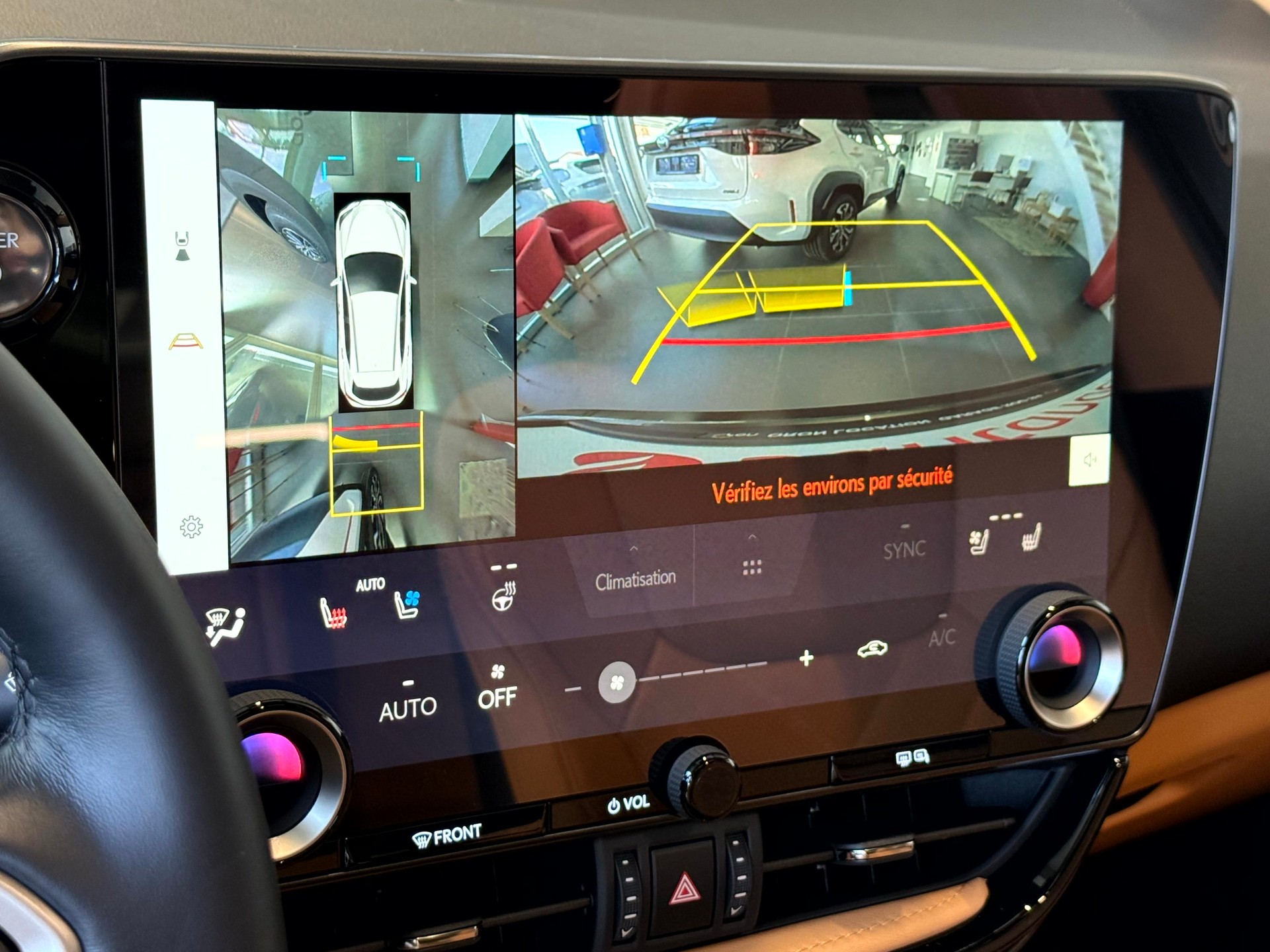 LEXUS NX 450h+ E-FOUR Comfort-image-28