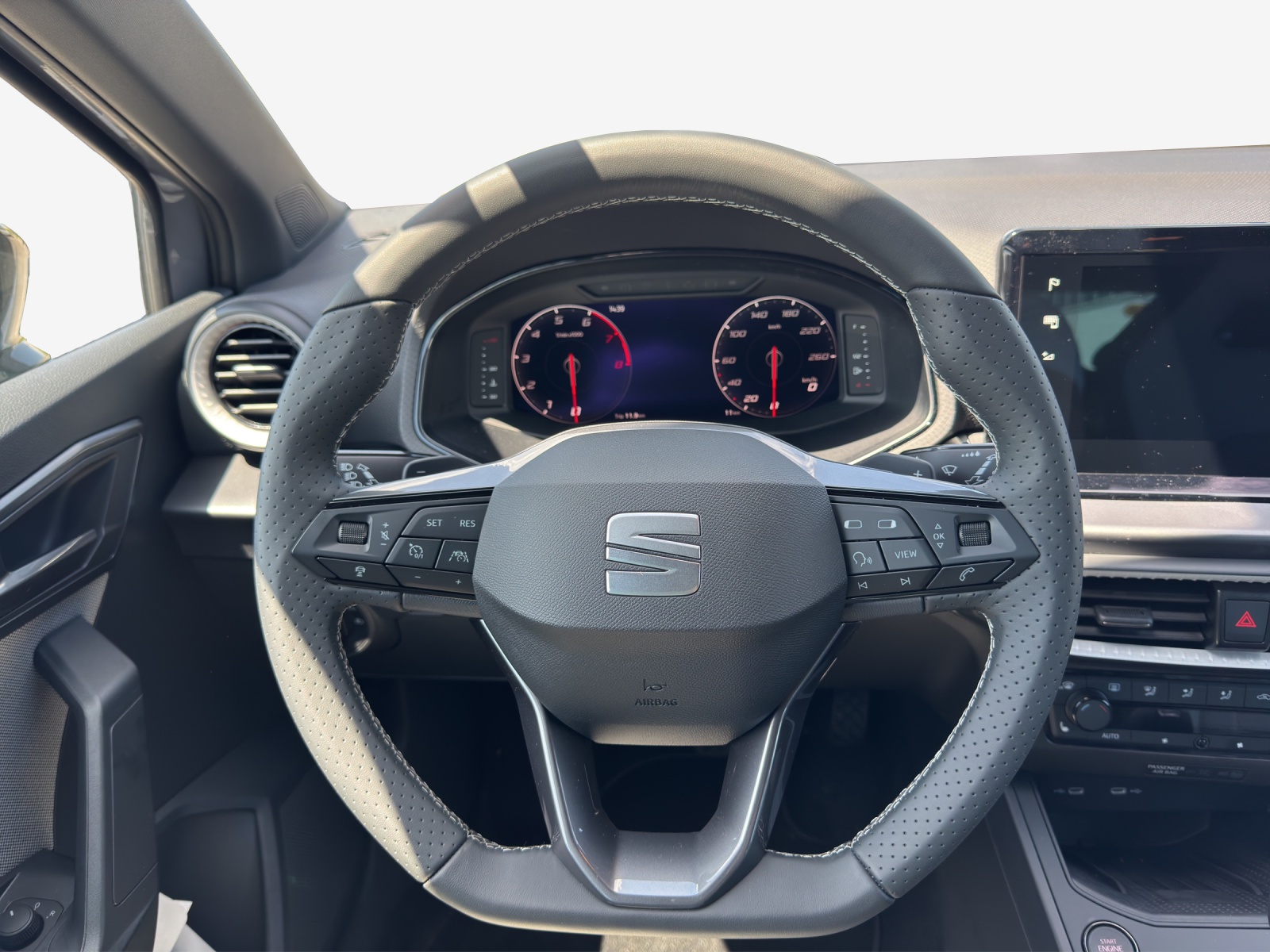 SEAT Ibiza 1.0 EcoTSI FR DSG-image-9