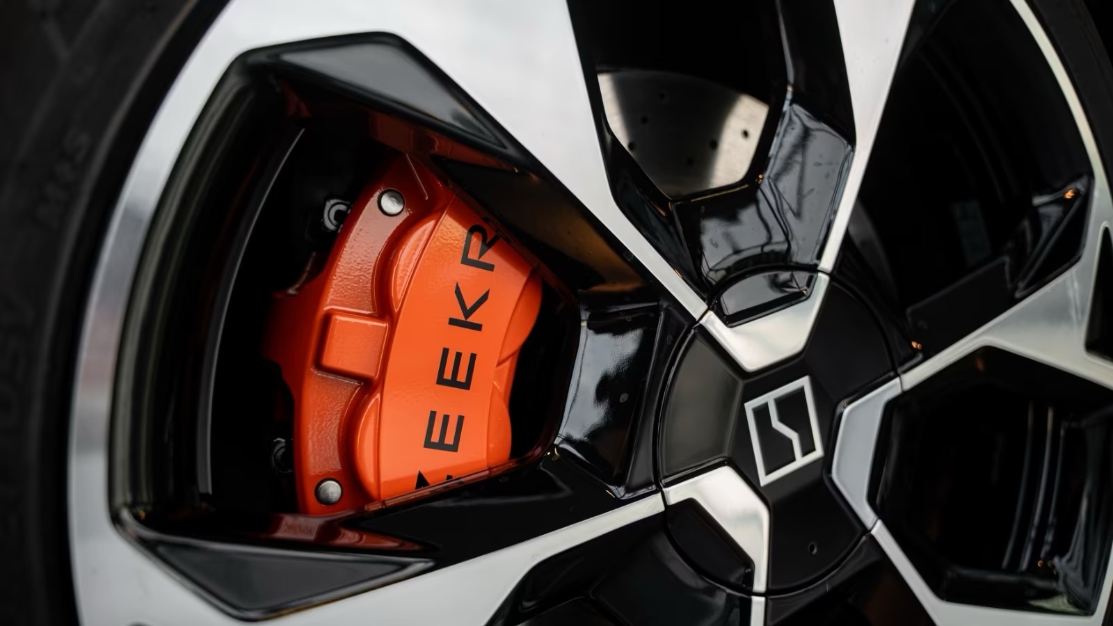ZEEKR 7X 100kWh Privilege AWD Cockpit/Comfort Paket-image-14