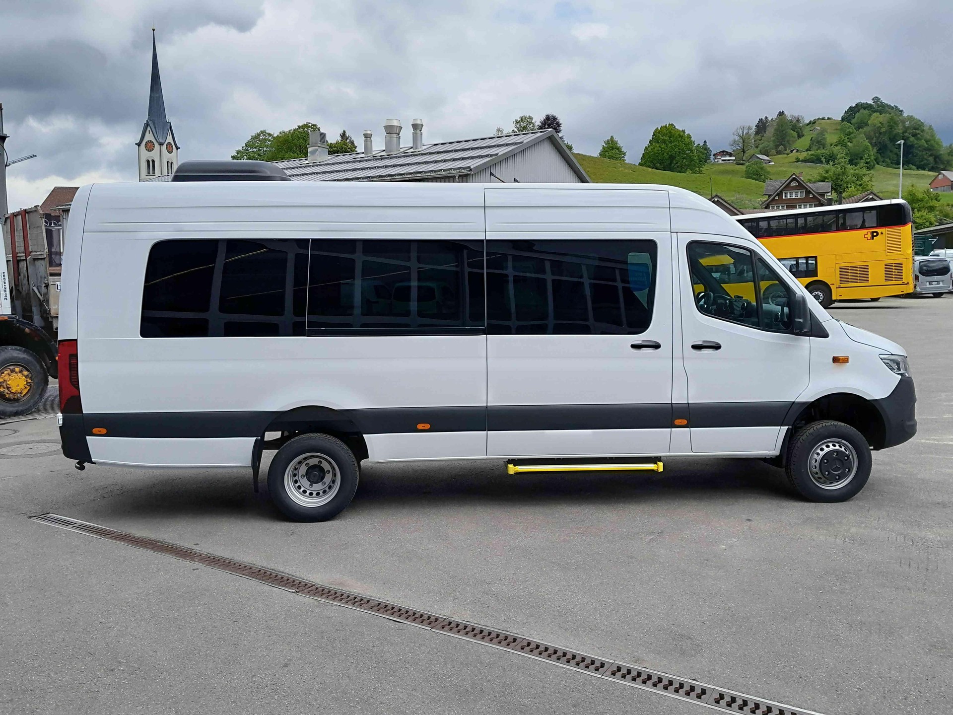 MERCEDES-BENZ Sprinter 519 CDI PRO KA eL 4x4-image-5