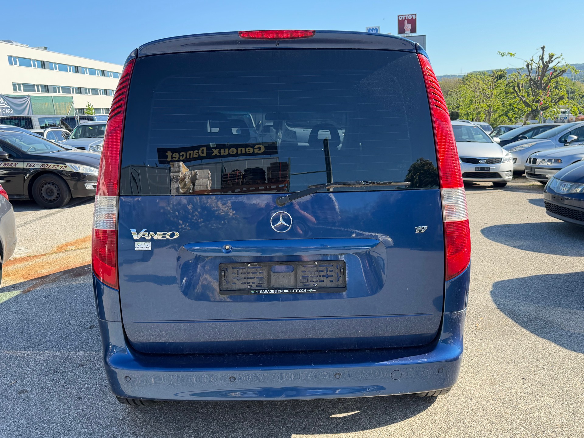 MERCEDES-BENZ Vaneo 1.9i Family-image-4