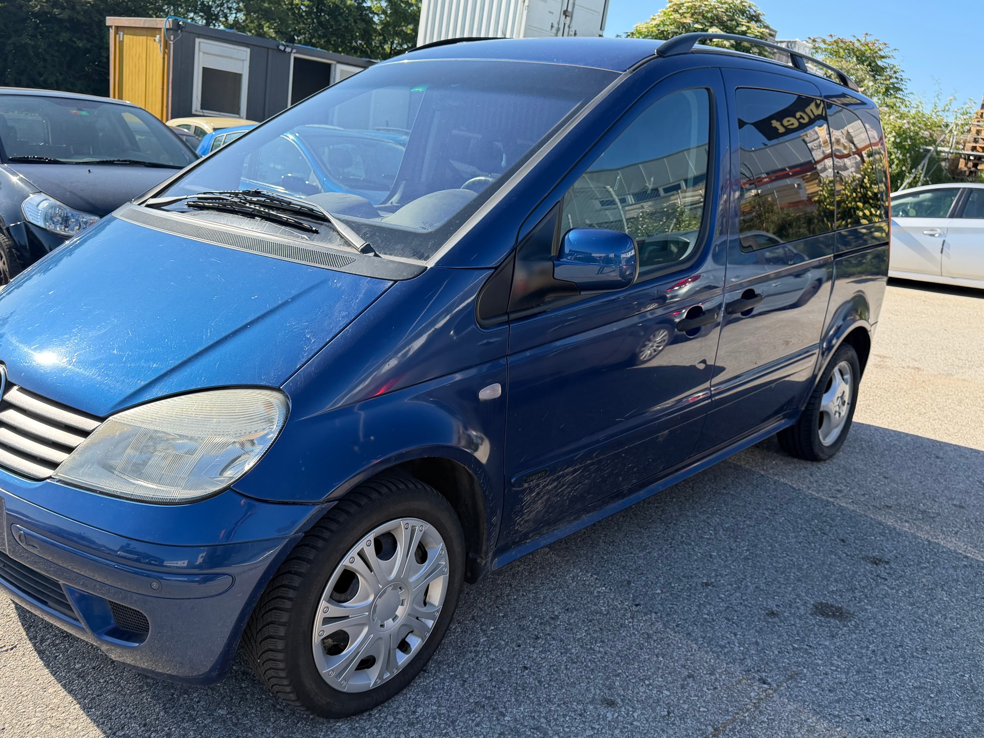 MERCEDES-BENZ Vaneo 1.9i Family-image-2