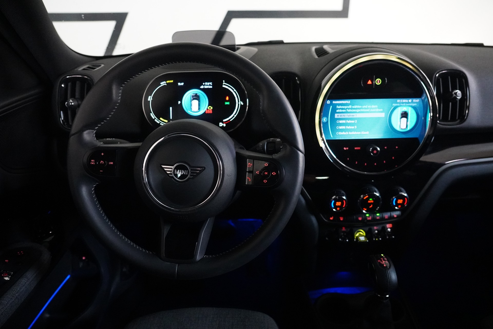 MINI Countryman Cooper SE ALL4 PHEV Steptronic-image-21