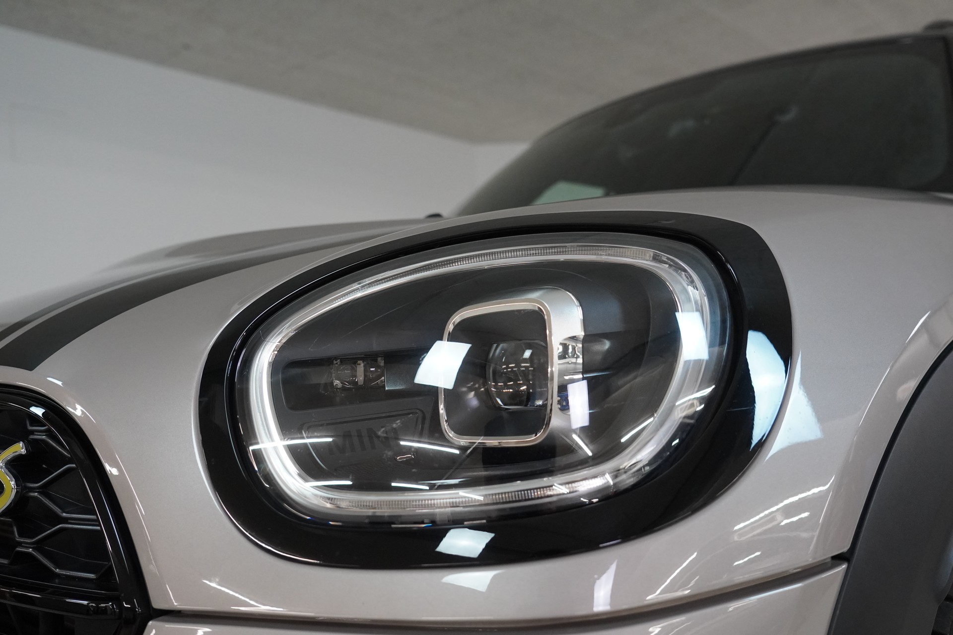 MINI Countryman Cooper SE ALL4 PHEV Steptronic-image-9