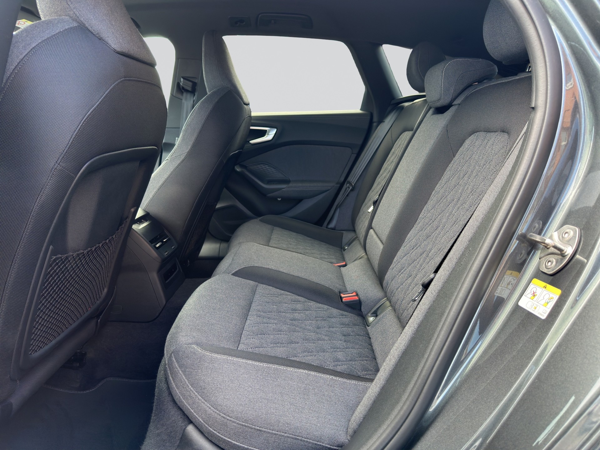 AUDI A5 Avant S-Line TFSI 150 kW Schwarz Optik S tronic-image-7