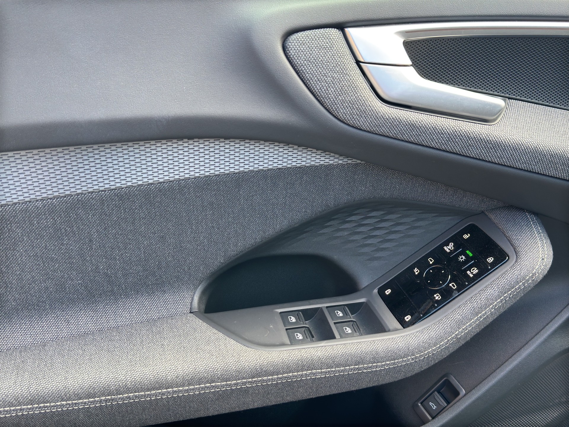 AUDI A5 Avant S-Line TFSI 150 kW Schwarz Optik S tronic-image-8