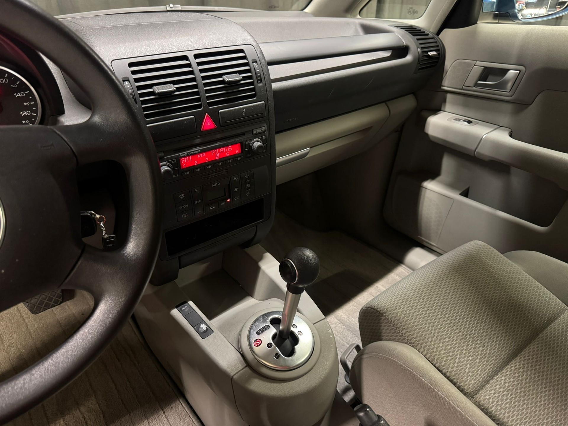 AUDI A2 1.2 TDI Eco-image-11