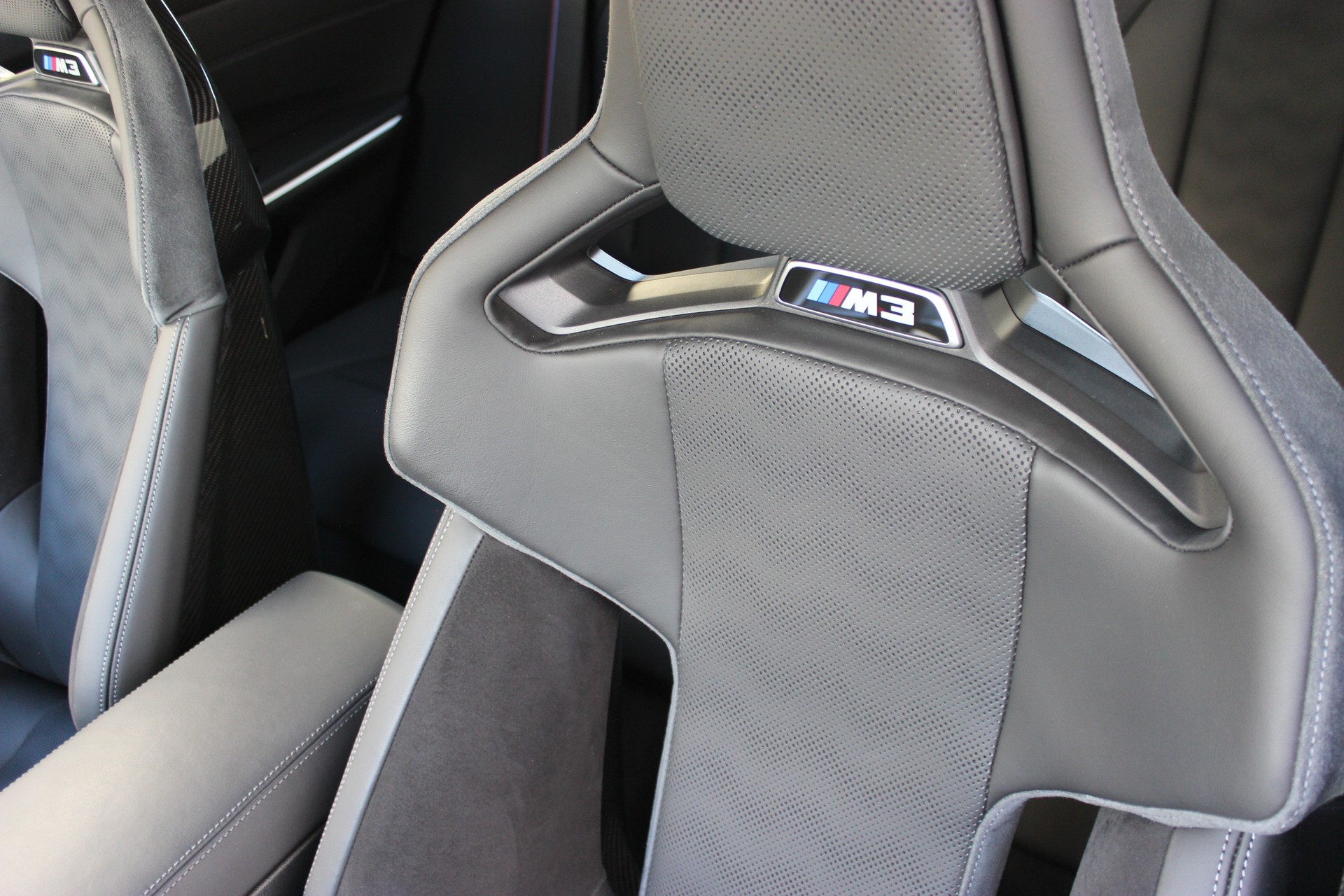 BMW M3 Competition M CARBON SCHALENSITZE *SAO PAULO GELB*-image-15