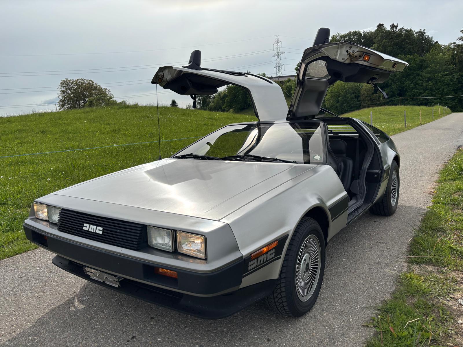 DeLorean-image-0