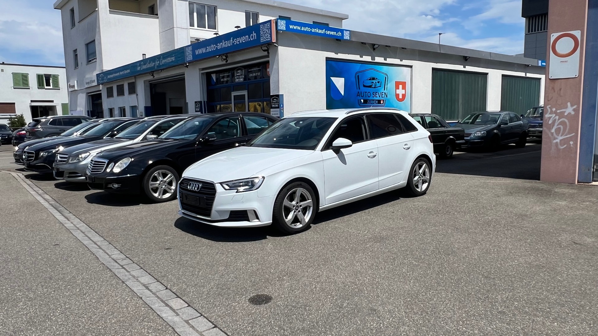 AUDI A3 Sportback 2.0 TFSI Sport quattro S-tronic-image-8