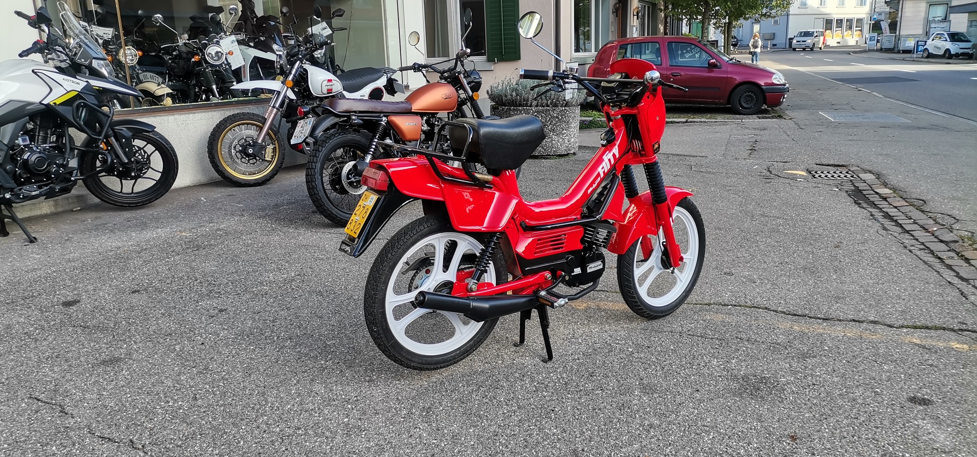 MALAGUTI Fifty Jubiläums Modell-image-8