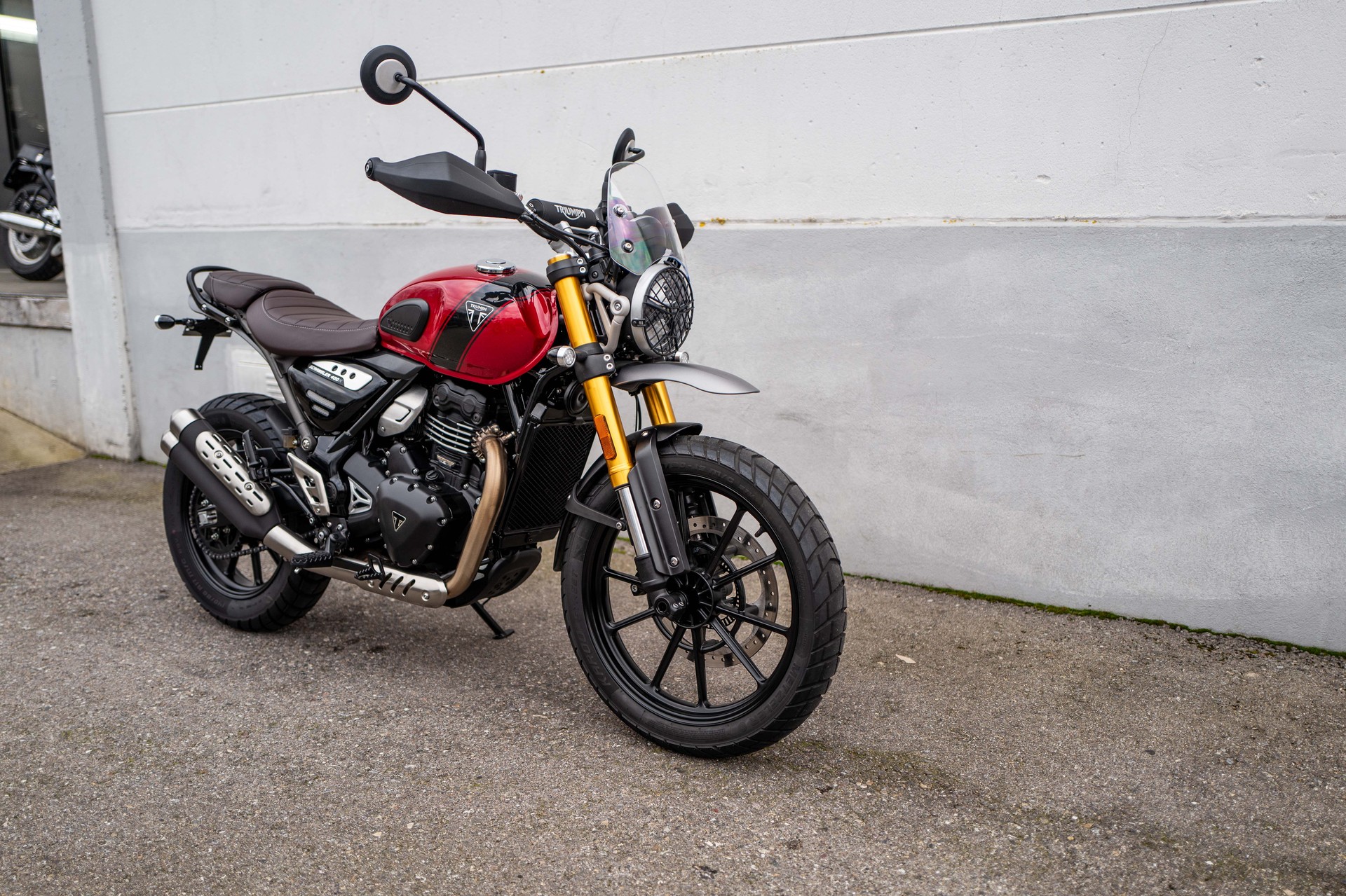 TRIUMPH Scrambler 400 X-image-2