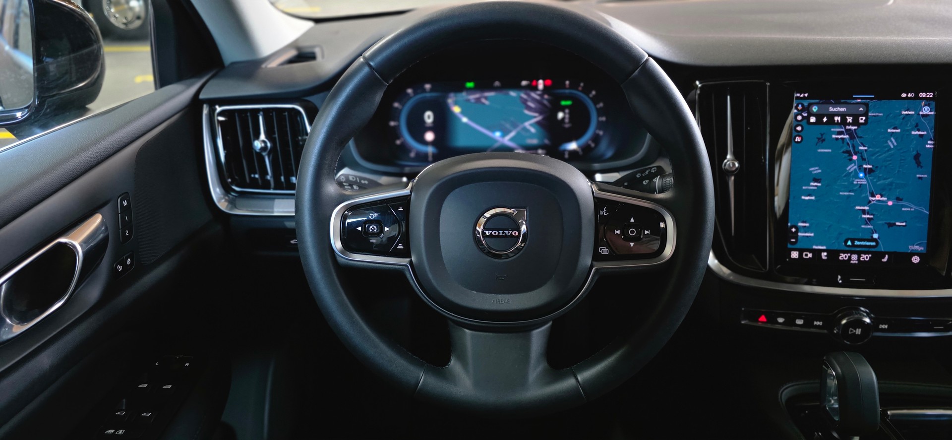 VOLVO V60 T6 eAWD Plug in Hybrid Plus Bright Geartronic *Sitz-&Lenkradheizung* LaneAssist&ACC*-image-11