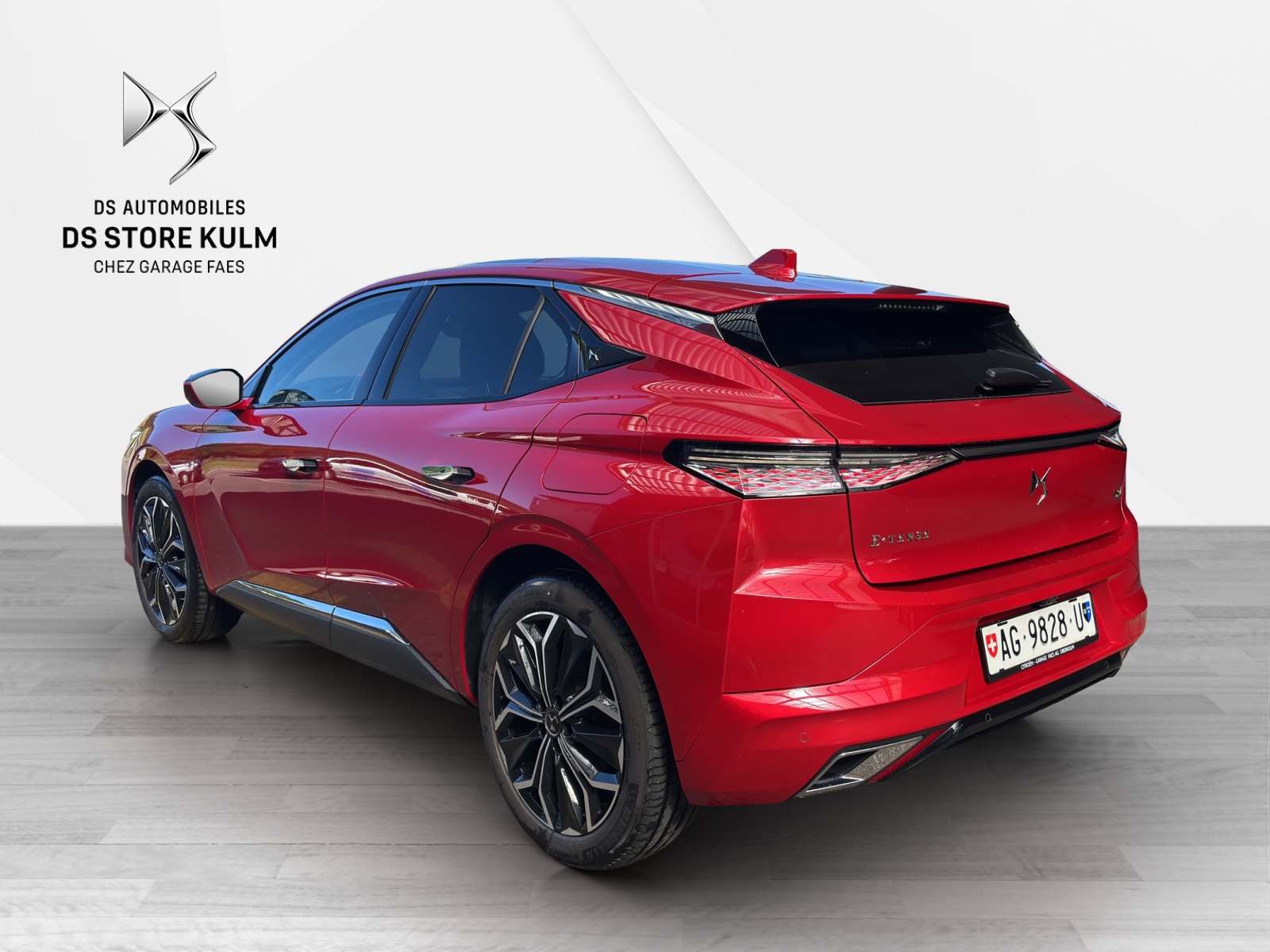 DS AUTOMOBILES DS4 1.6 E-Tense Bastille Limousine-showroom-element-3