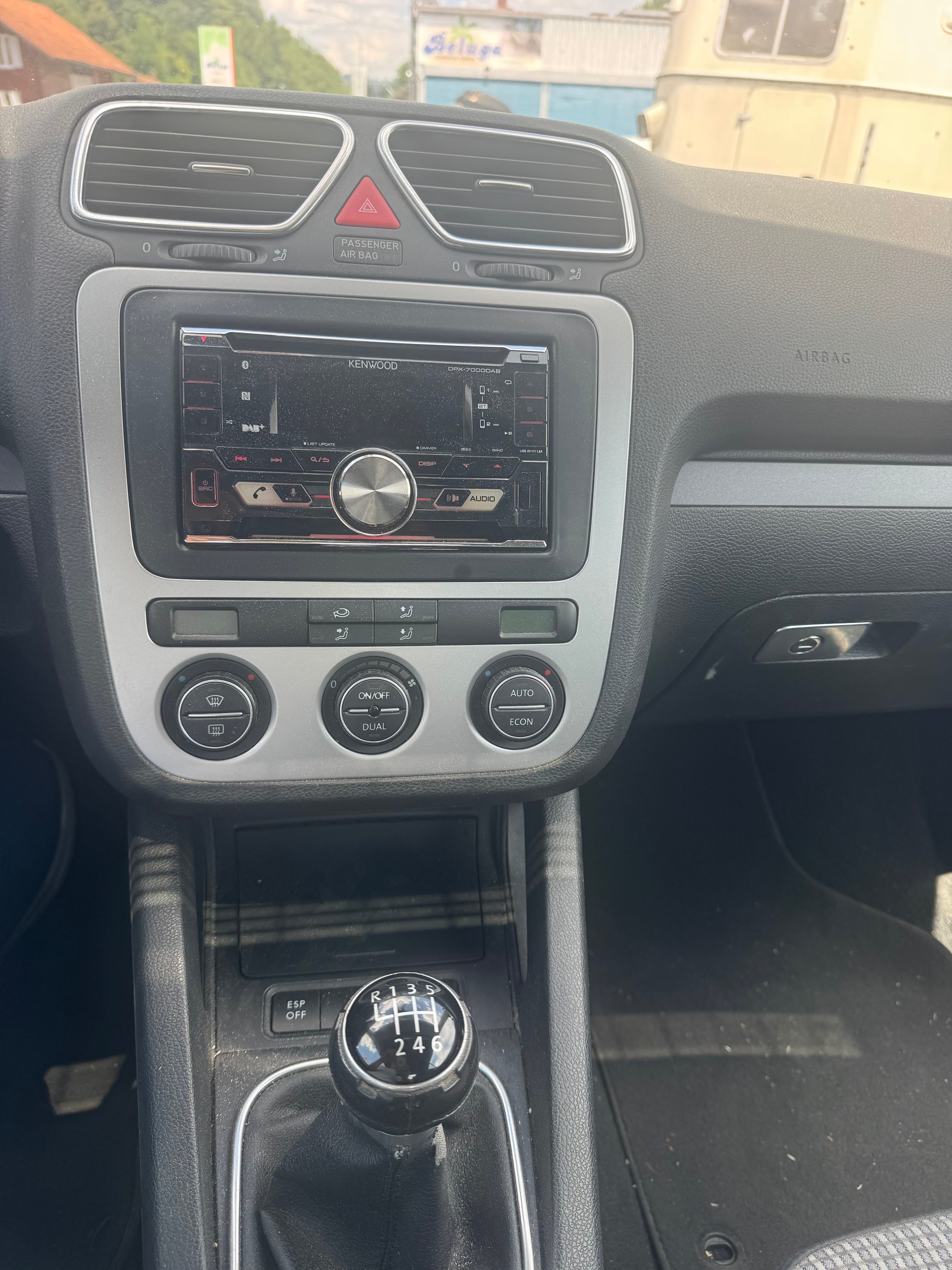 VW Eos 1.6 FSI-image-7