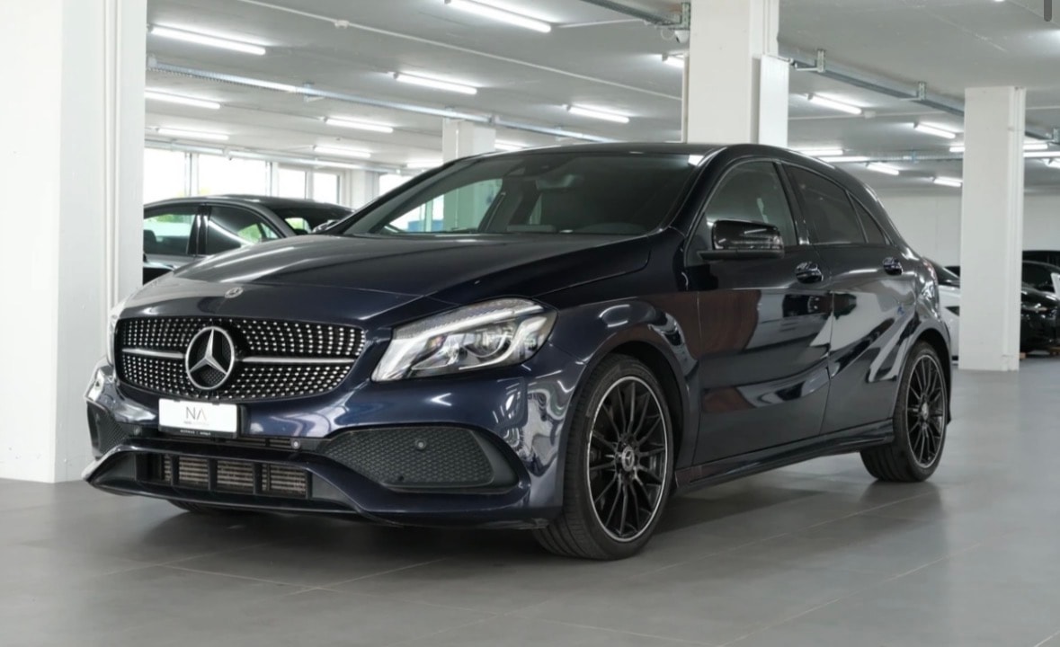 MERCEDES-BENZ A 250 AMG Line 4m