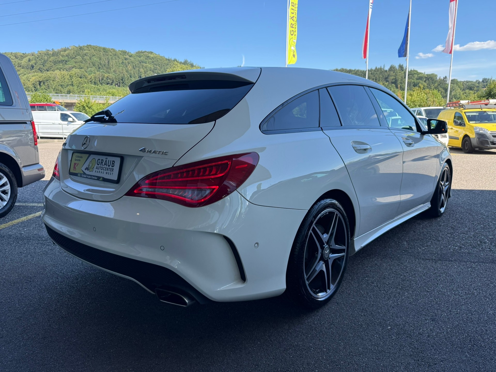 MERCEDES-BENZ CLA Shooting Brake 250 AMG Line 7G-DCT 4Matic-image-5