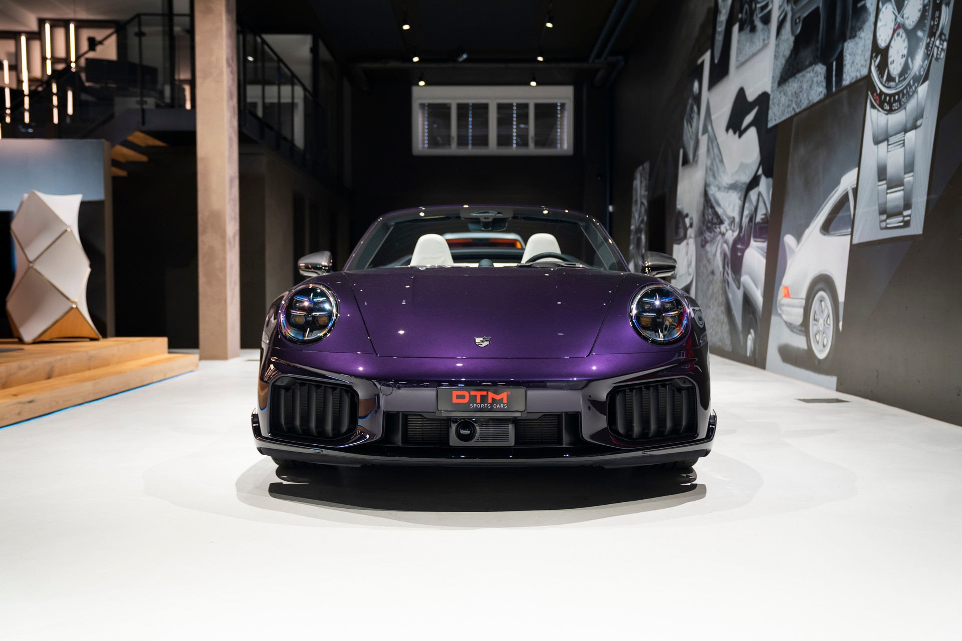 PORSCHE 911 Turbo S Cabriolet PDK-showroom-element-1