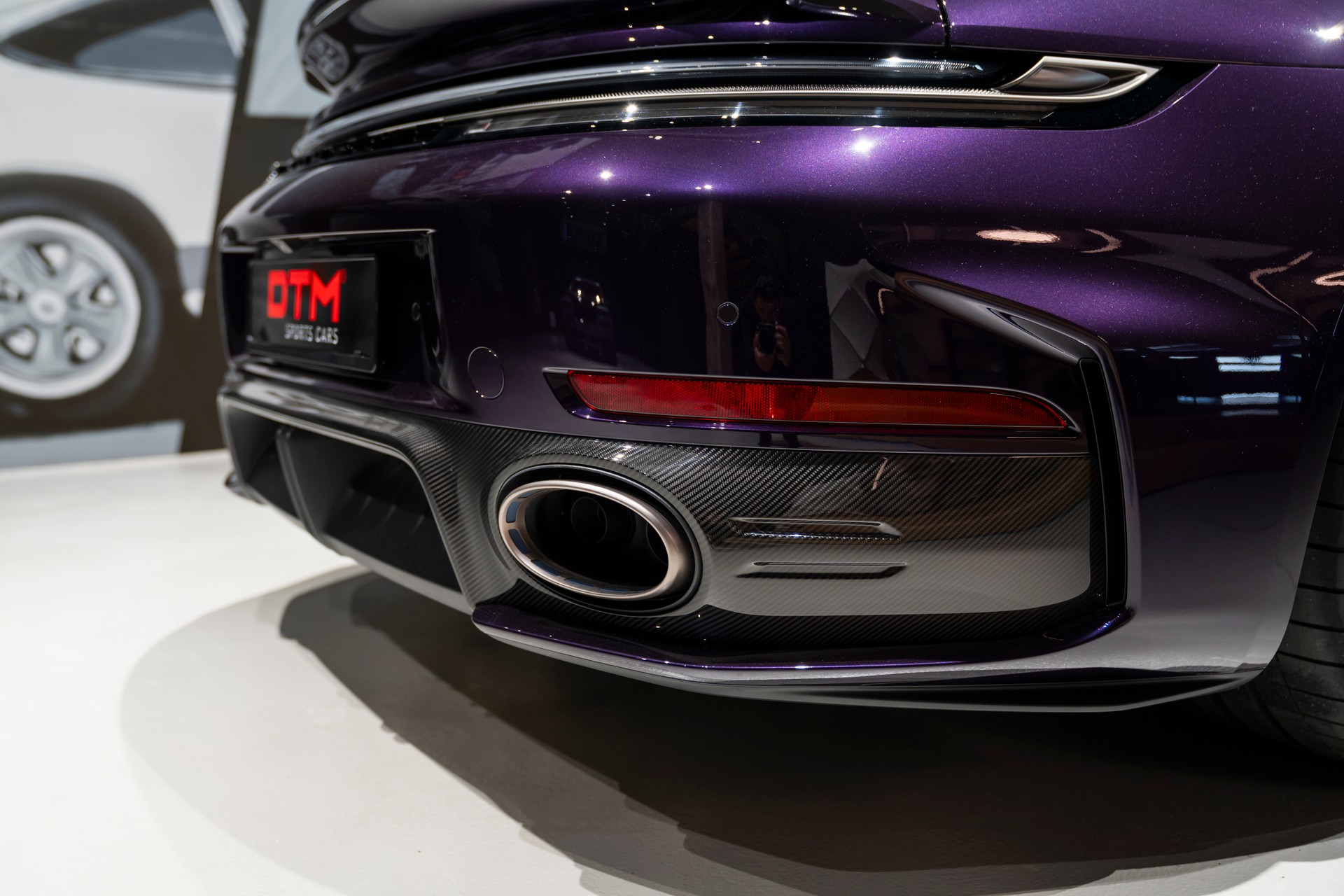 PORSCHE 911 Turbo S Cabriolet PDK-image-7