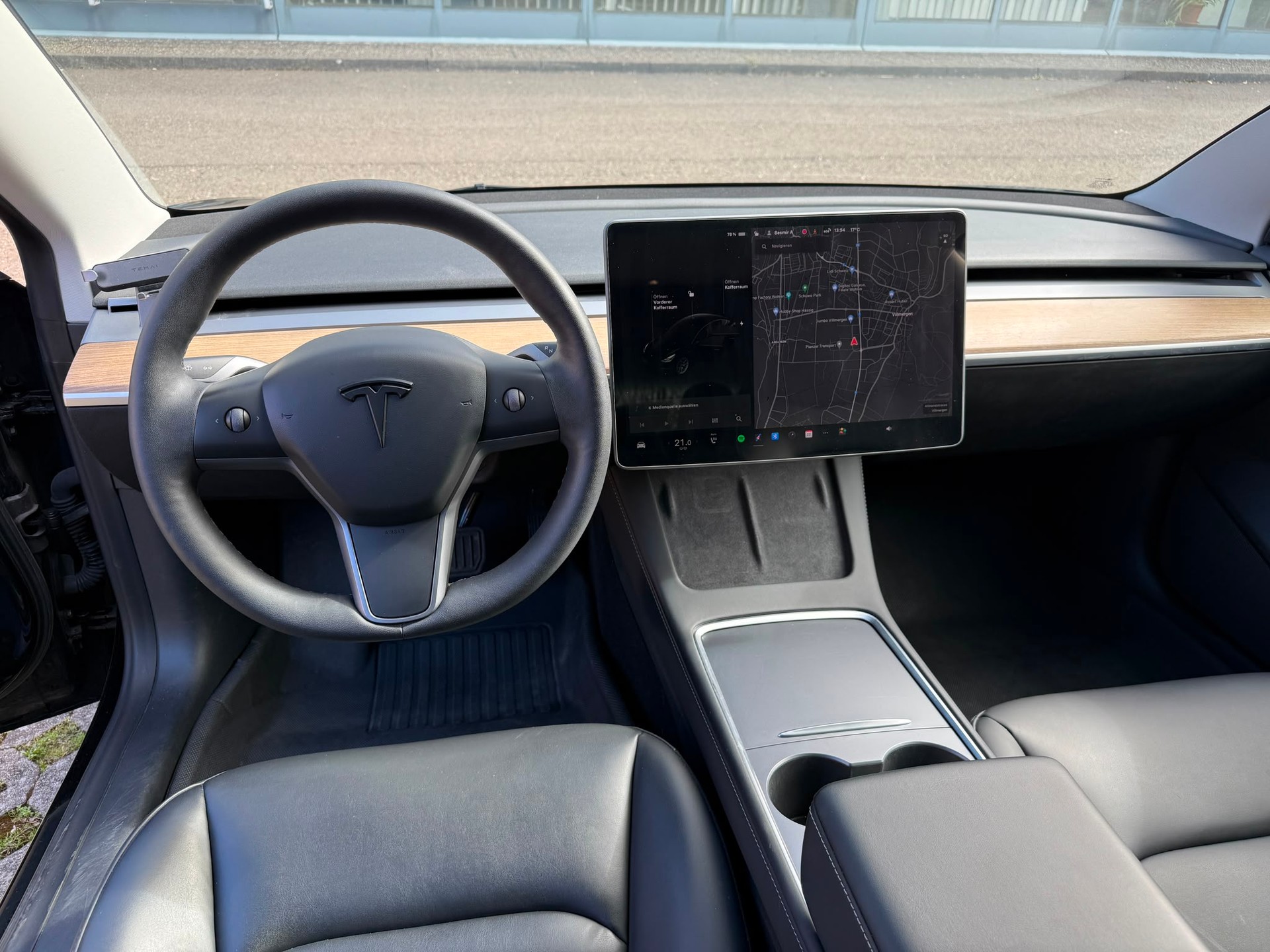 TESLA Standart Range Plus-image-5