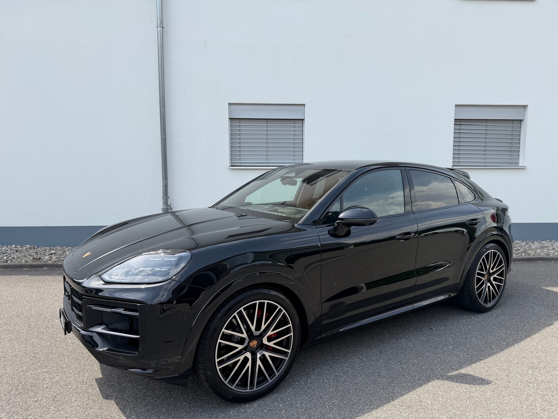 PORSCHE Cayenne Coupé GTS Tiptronic-image-10